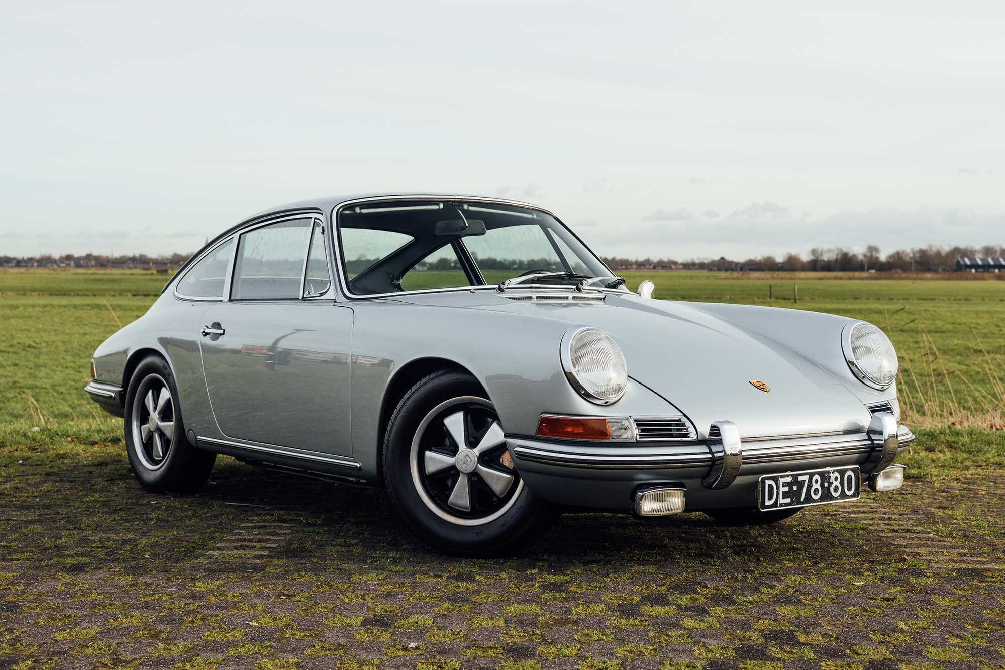 1966 PORSCHE 911 2.0 SWB