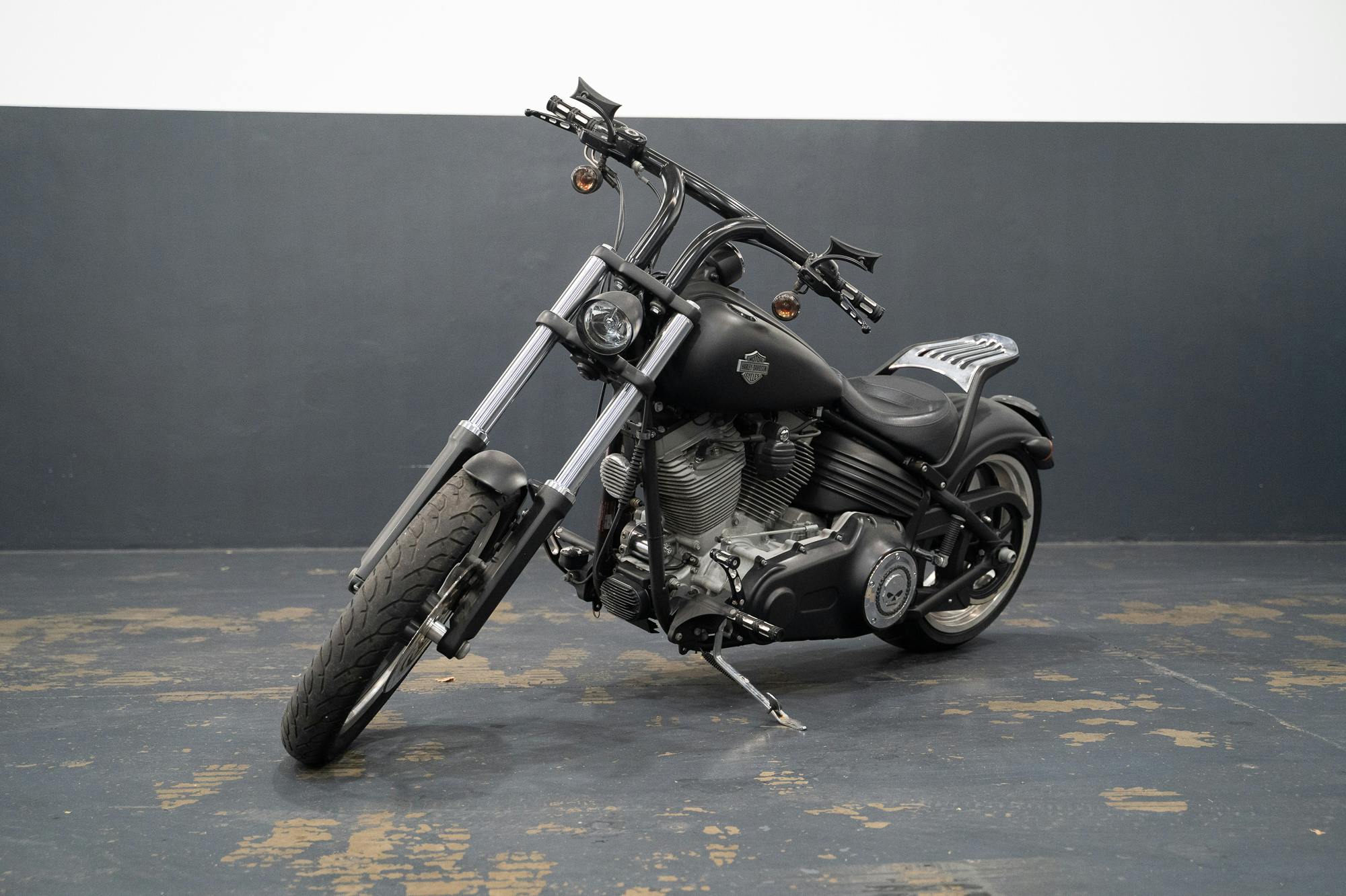 2009 HARLEY-DAVIDSON ROCKER C