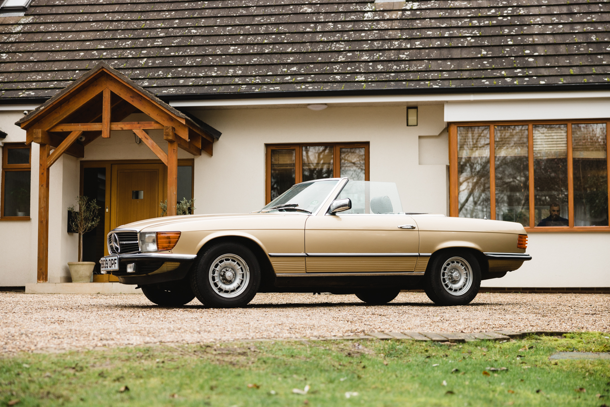 1984 MERCEDES-BENZ (R107) 280 SL