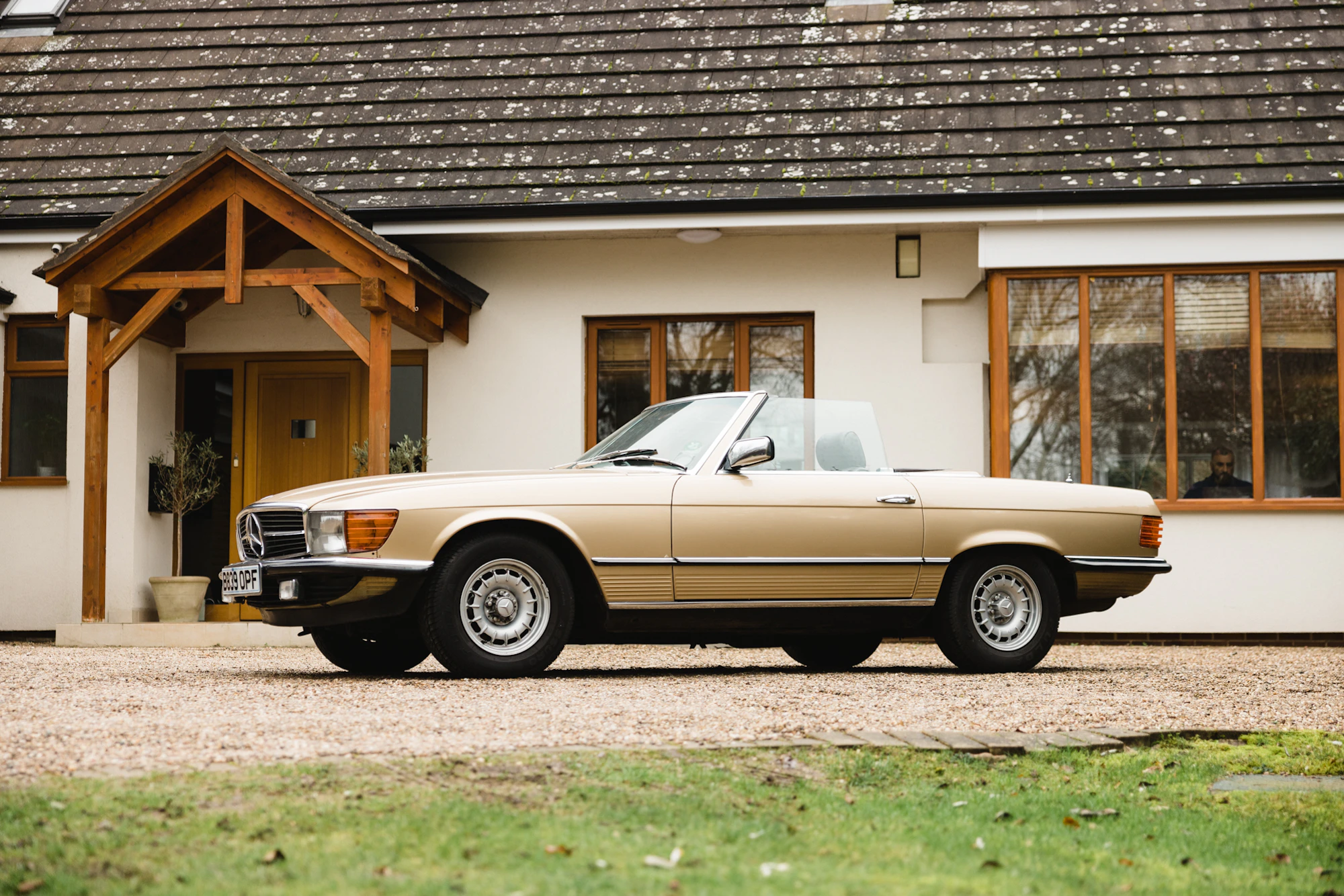 1984 MERCEDES-BENZ (R107) 280 SL