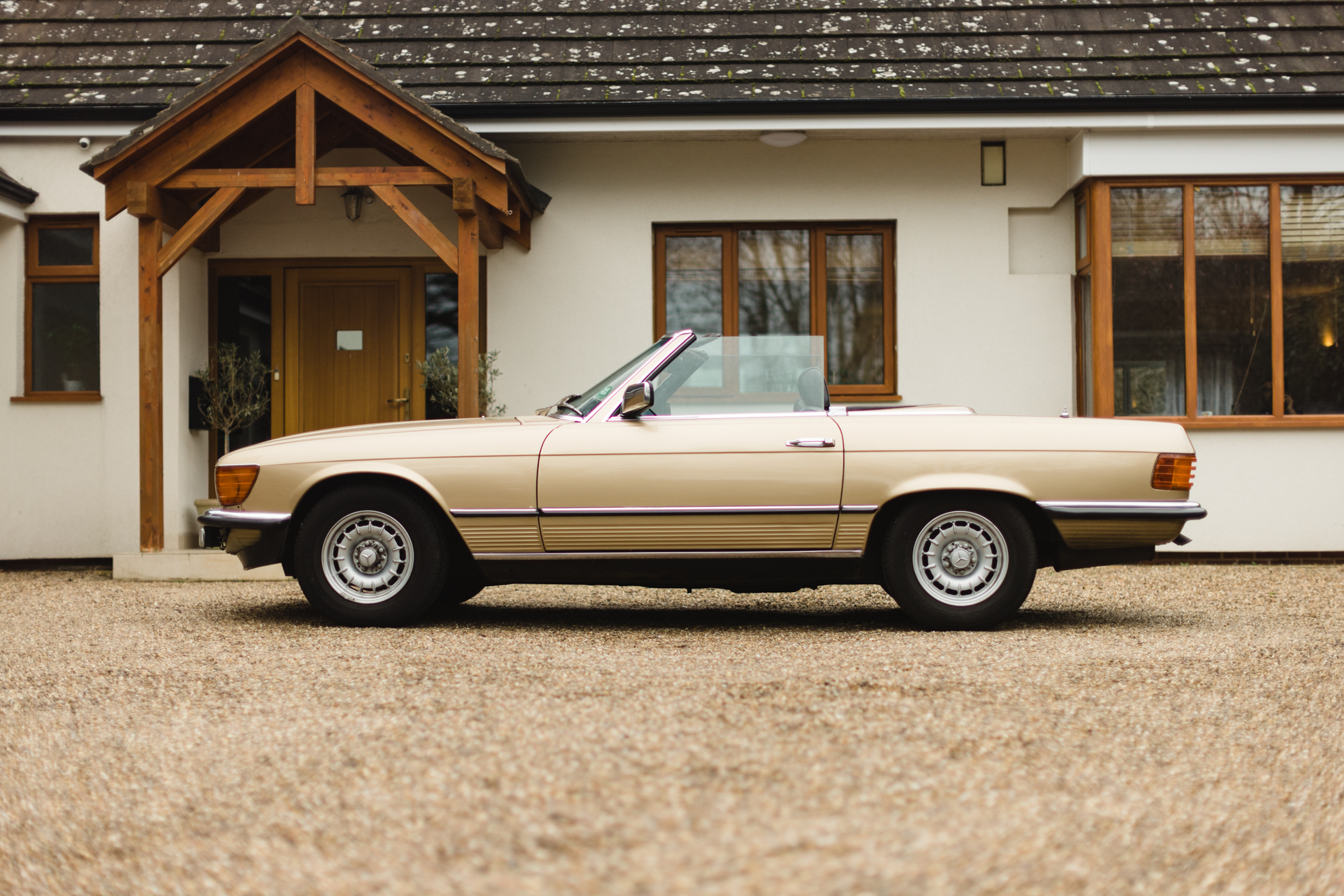 1984 MERCEDES-BENZ (R107) 280 SL