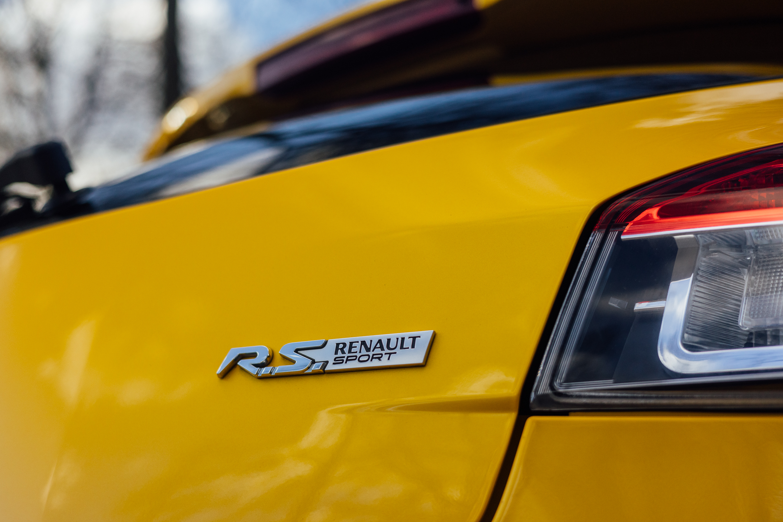 2015-renaultsport-megane-275-trophy