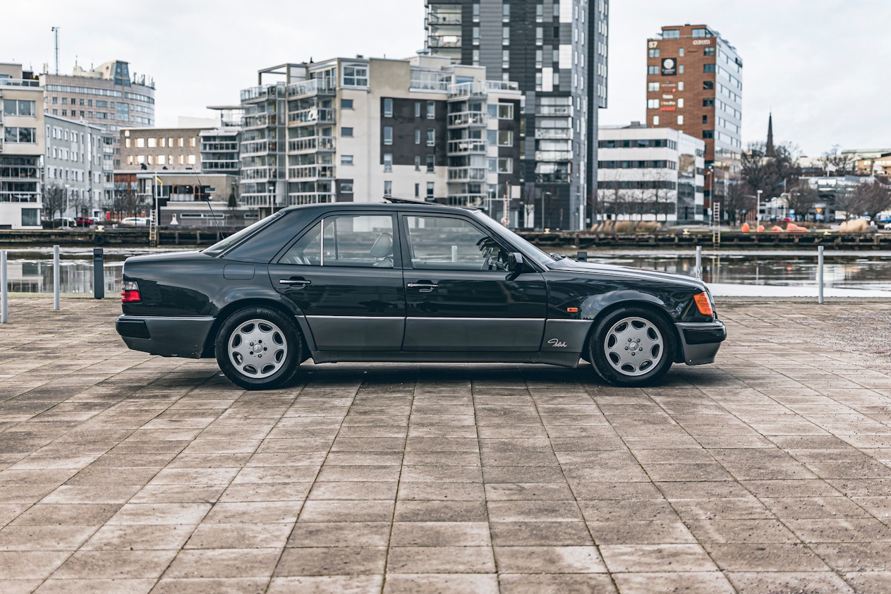 Bonhams Cars : 1992 Mercedes-Benz 500E W124 Chassis no
