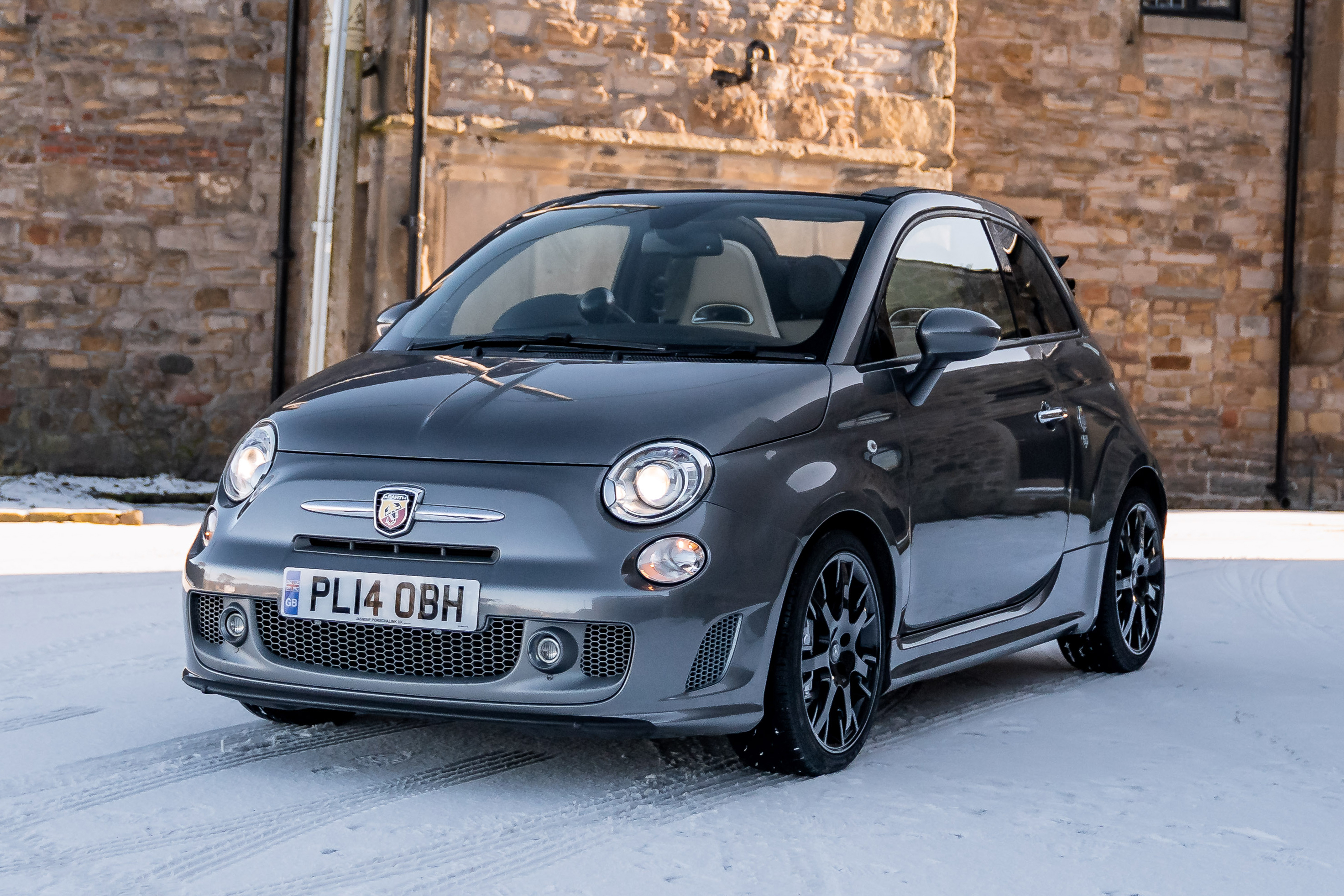 2014 ABARTH 695 EDIZIONE MASERATI