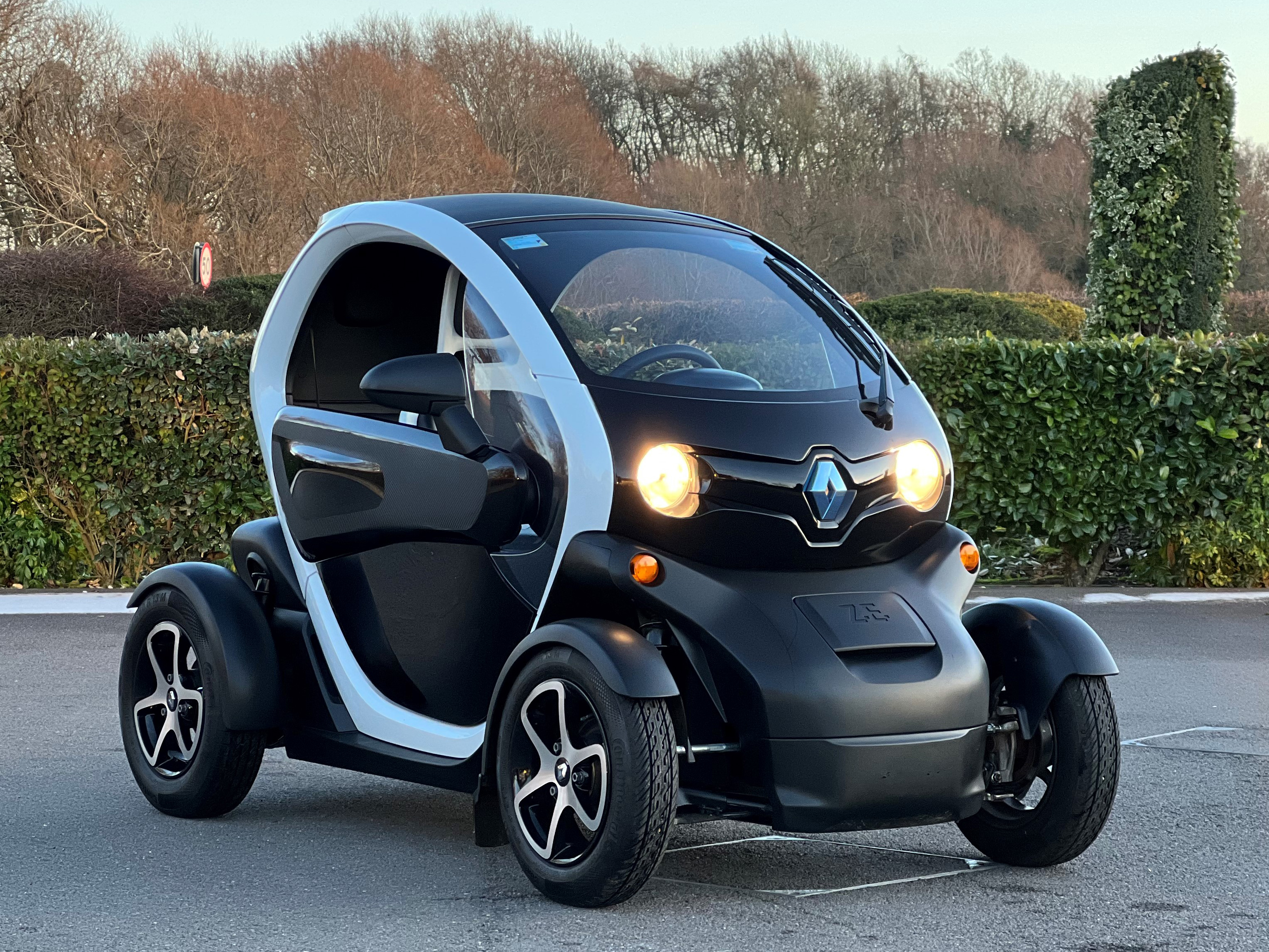 2012 RENAULT TWIZY TECHNIC