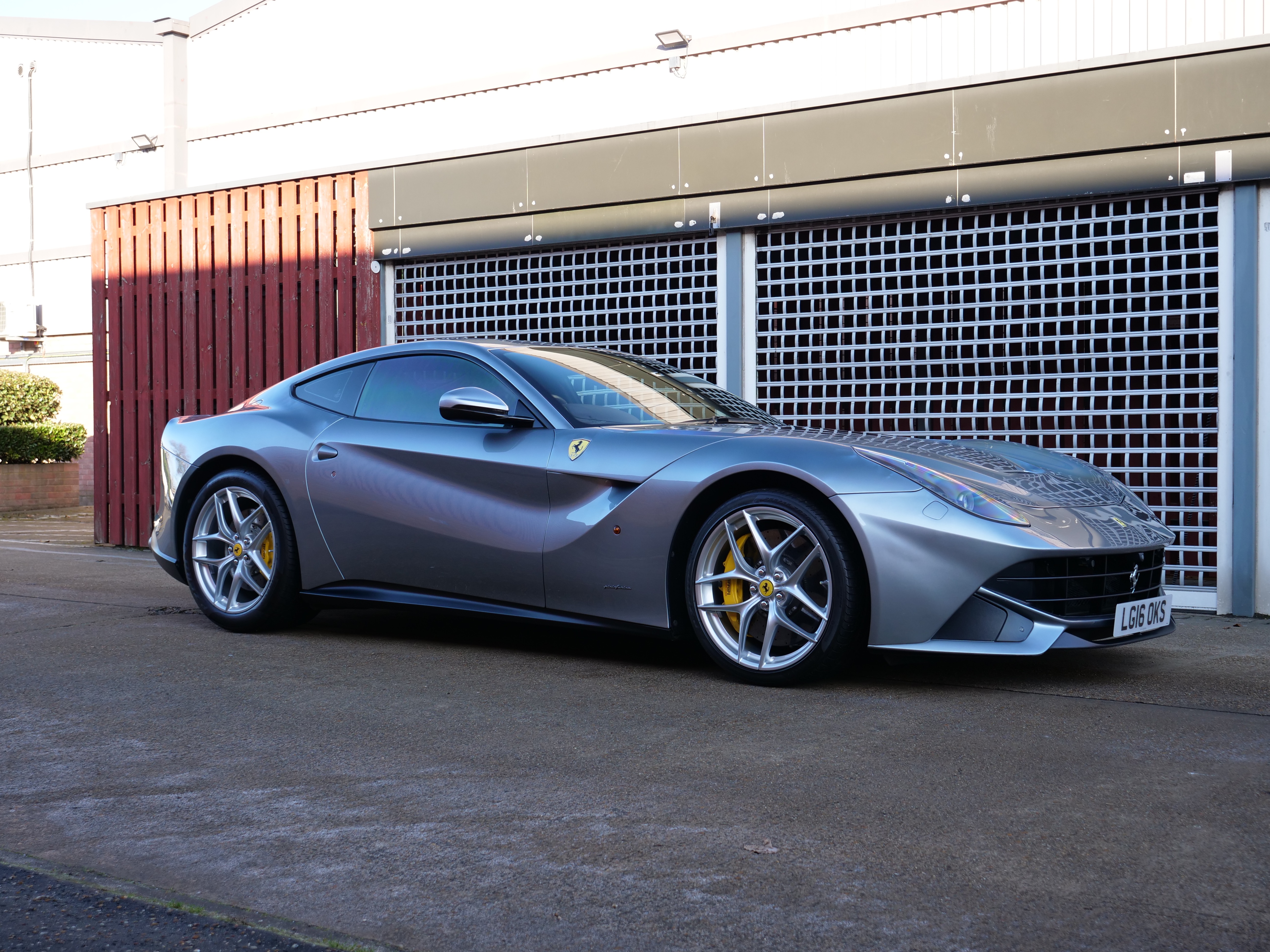 Ferrari F12 Berlinetta 2016null
