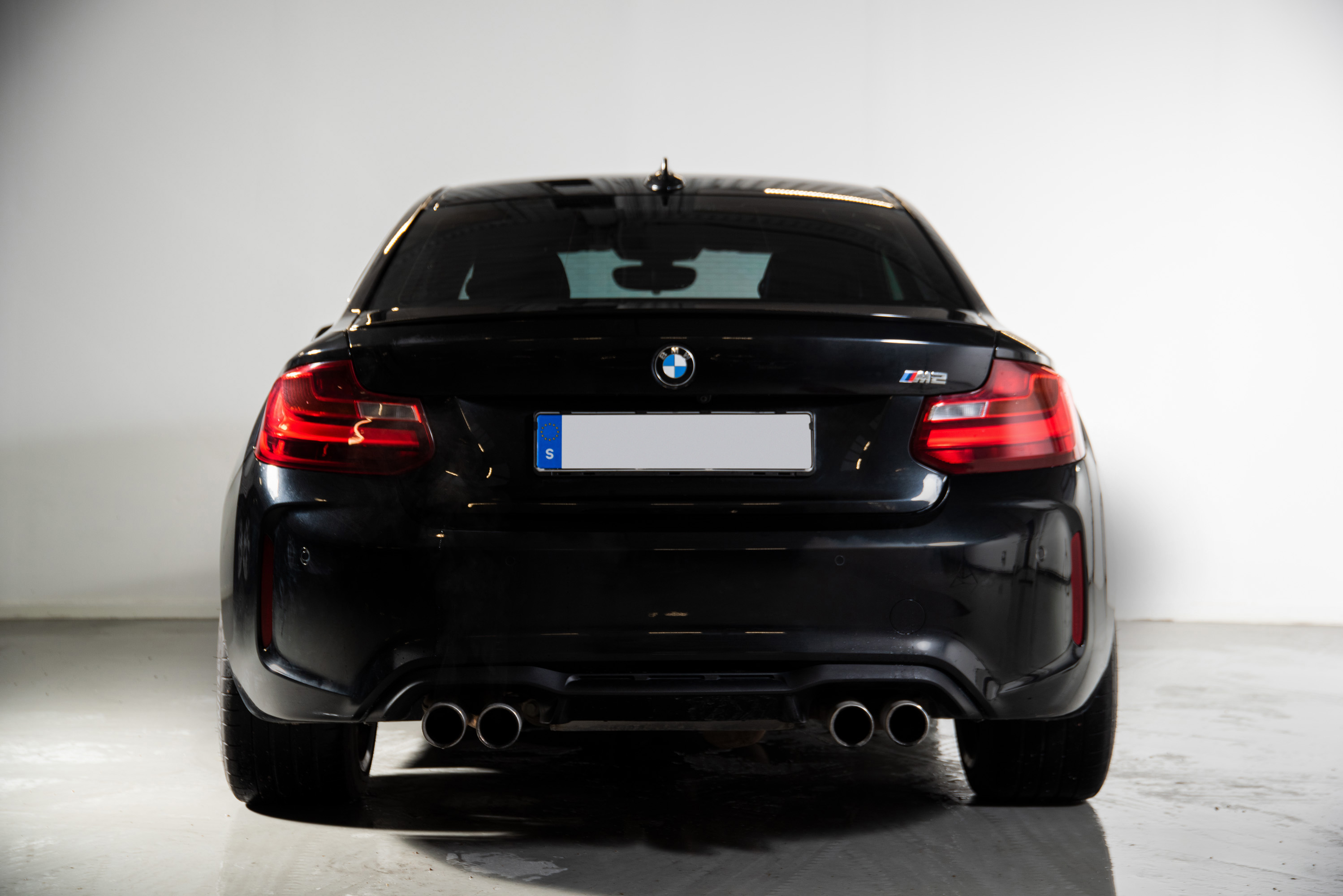 2017 BMW M2 - MANUAL for sale by auctionin Göteborg, Sweden