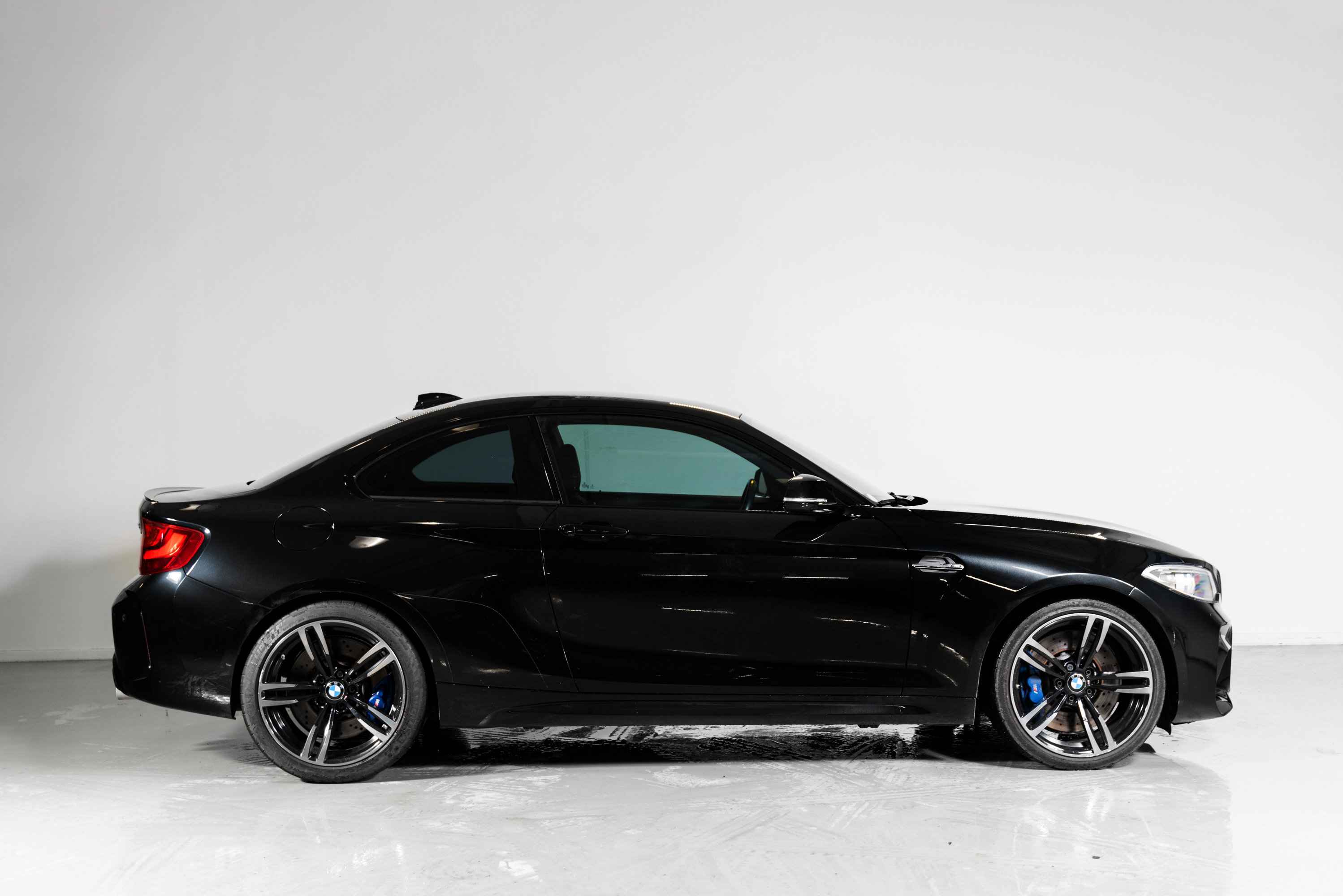 2017 BMW M2 - MANUAL for sale by auction in Göteborg, Sweden