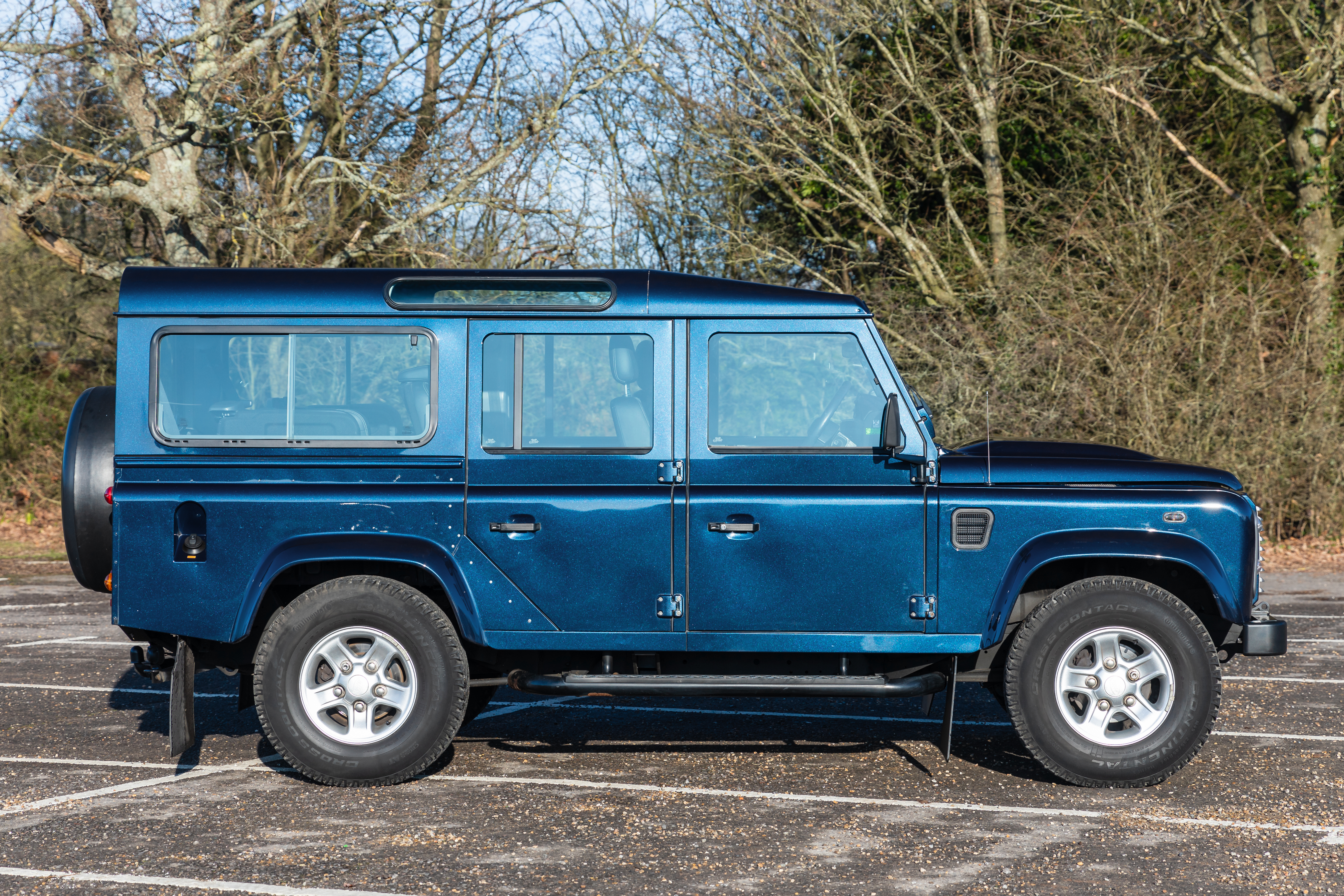 2011 LAND ROVER DEFENDER 110 XS STATION WAGON - 18,135 MILES