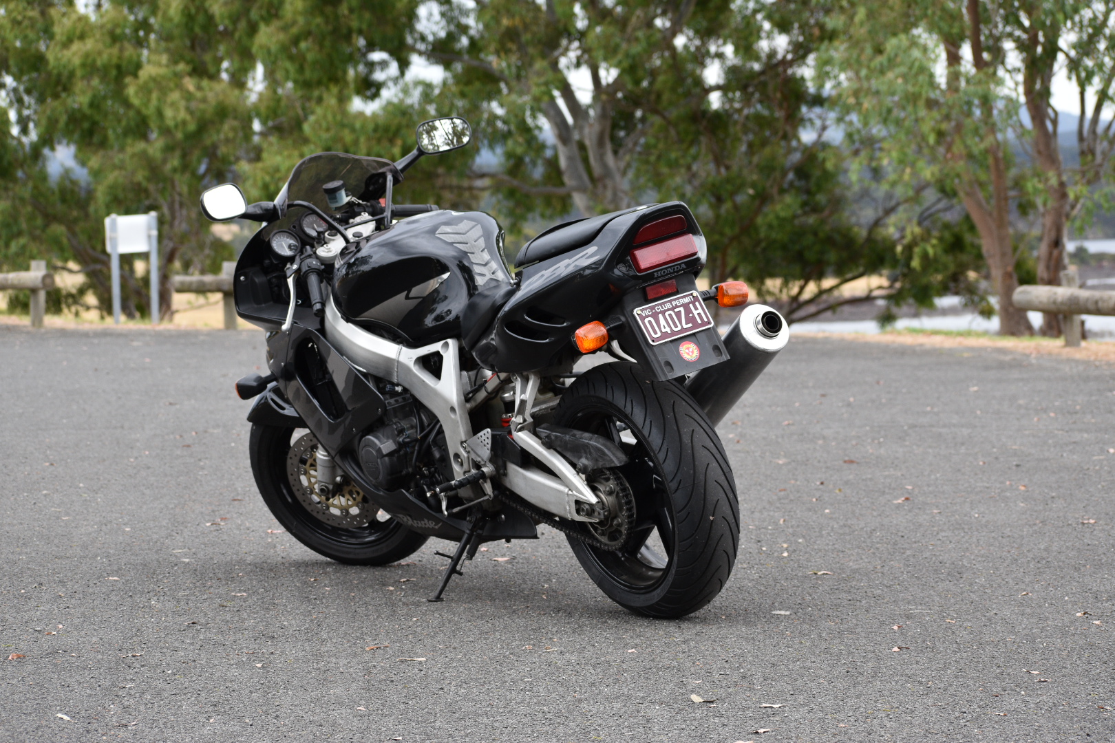 1997 HONDA CBR900RR FIREBLADE