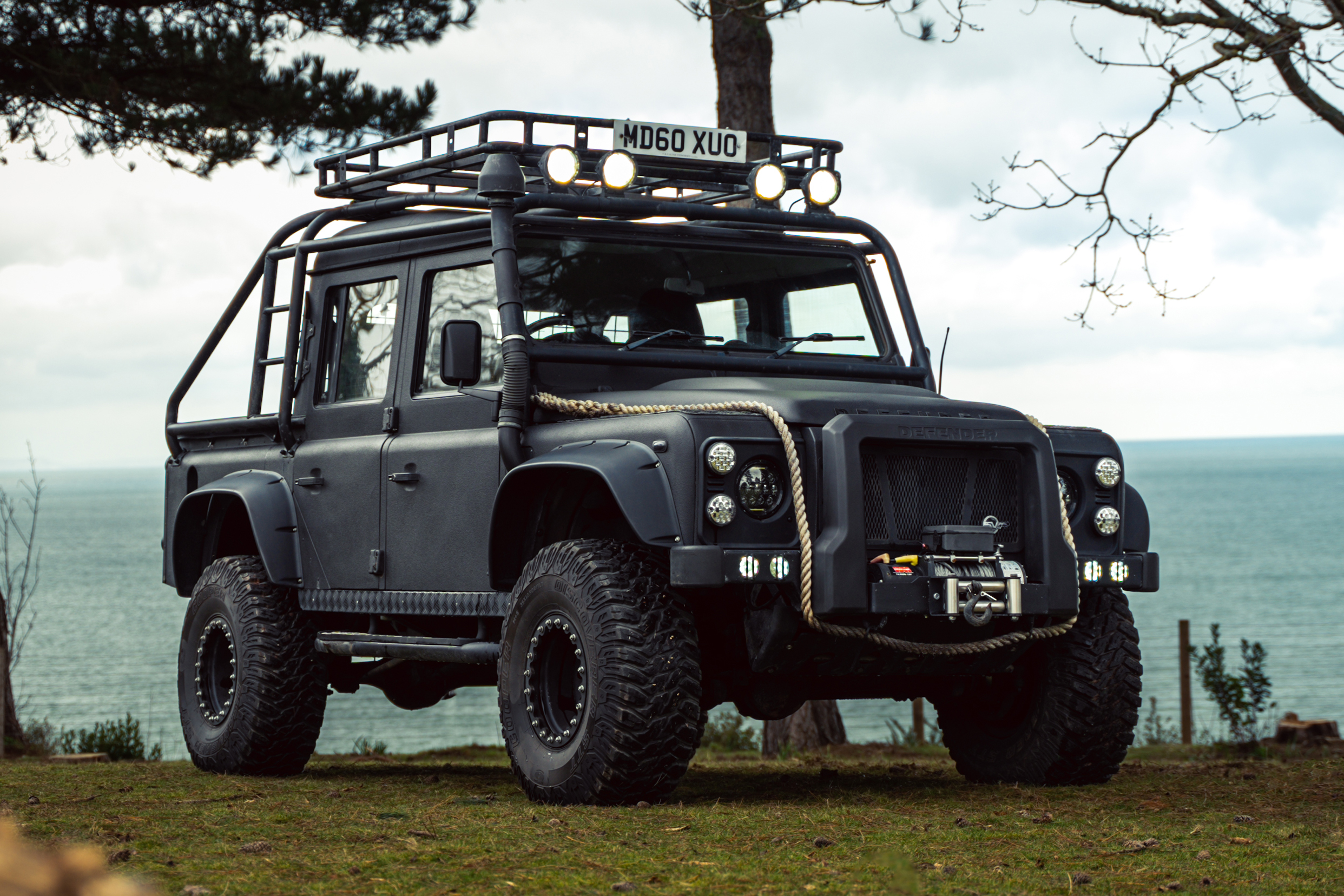 2010 LAND ROVER DEFENDER 110 XS - SPECTRE EVOCATION - 28,676 MILES