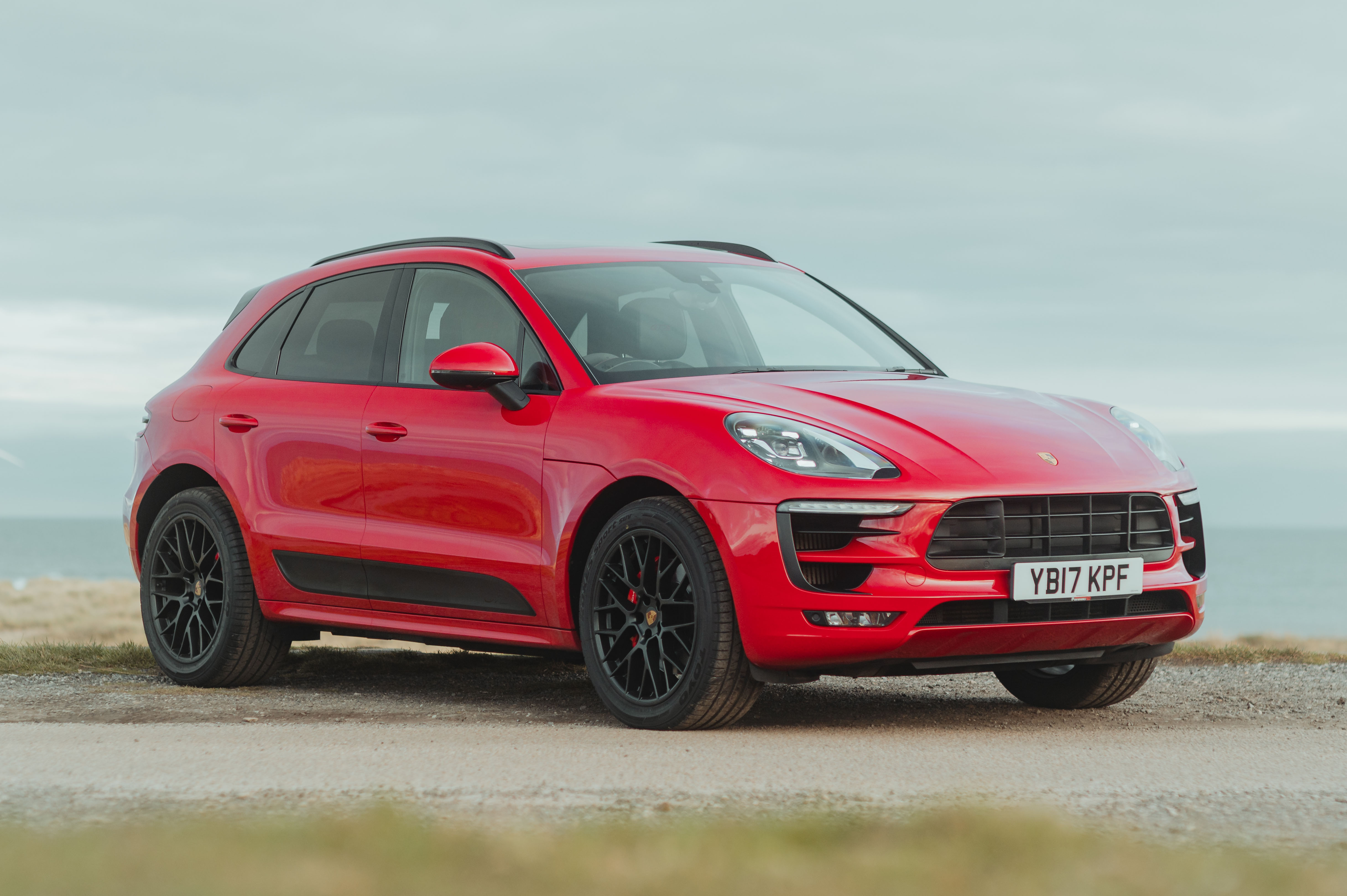 2017 PORSCHE MACAN GTS