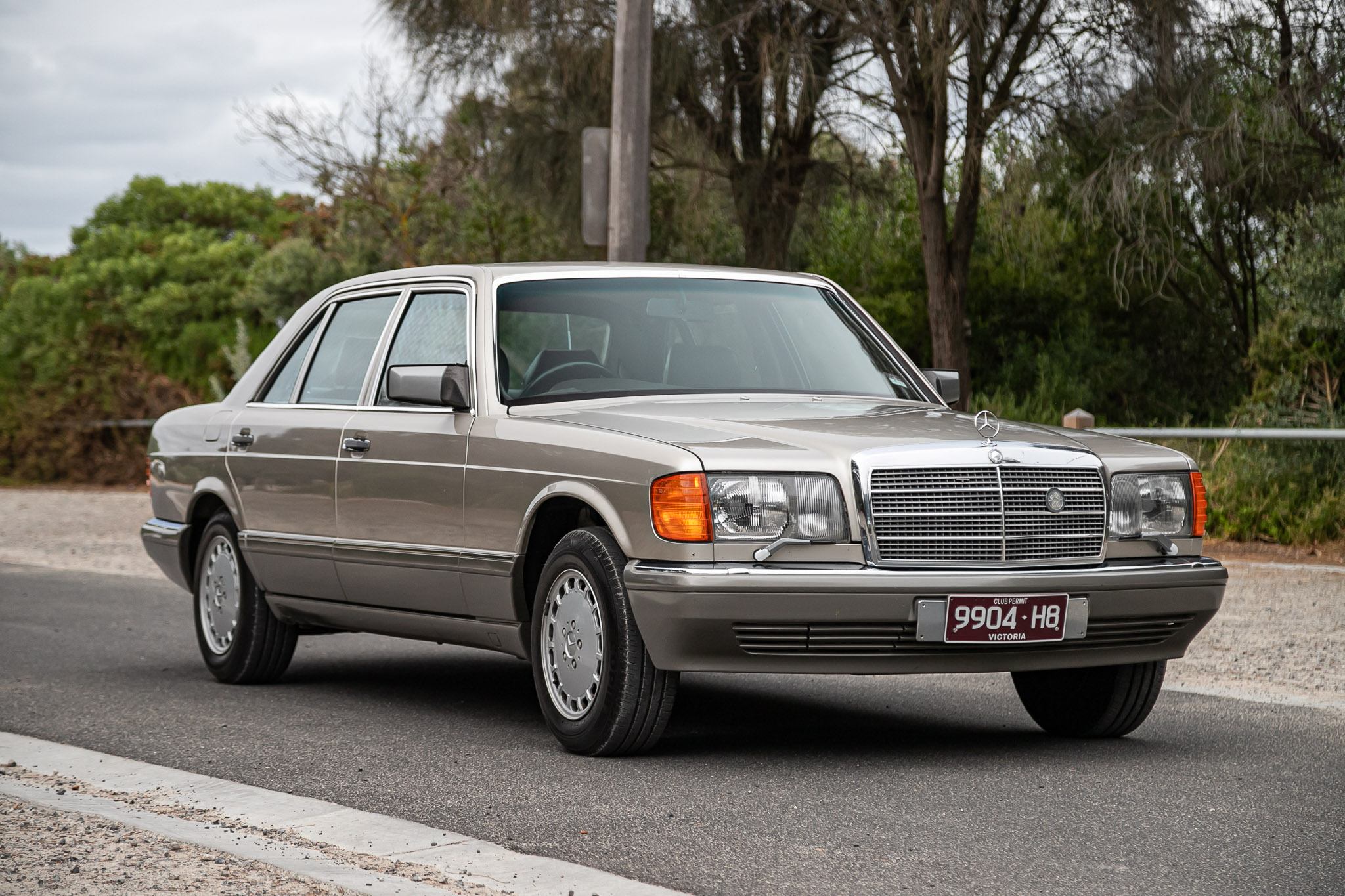 1986 MERCEDES-BENZ (W126) 560 SEL