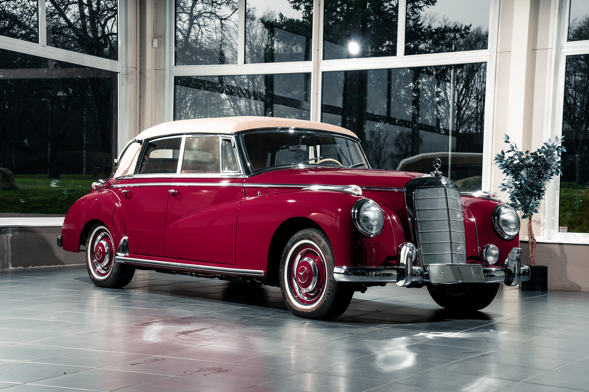 1956 MERCEDES-BENZ (W186) 300C ‘ADENAUER’ CABRIOLET D