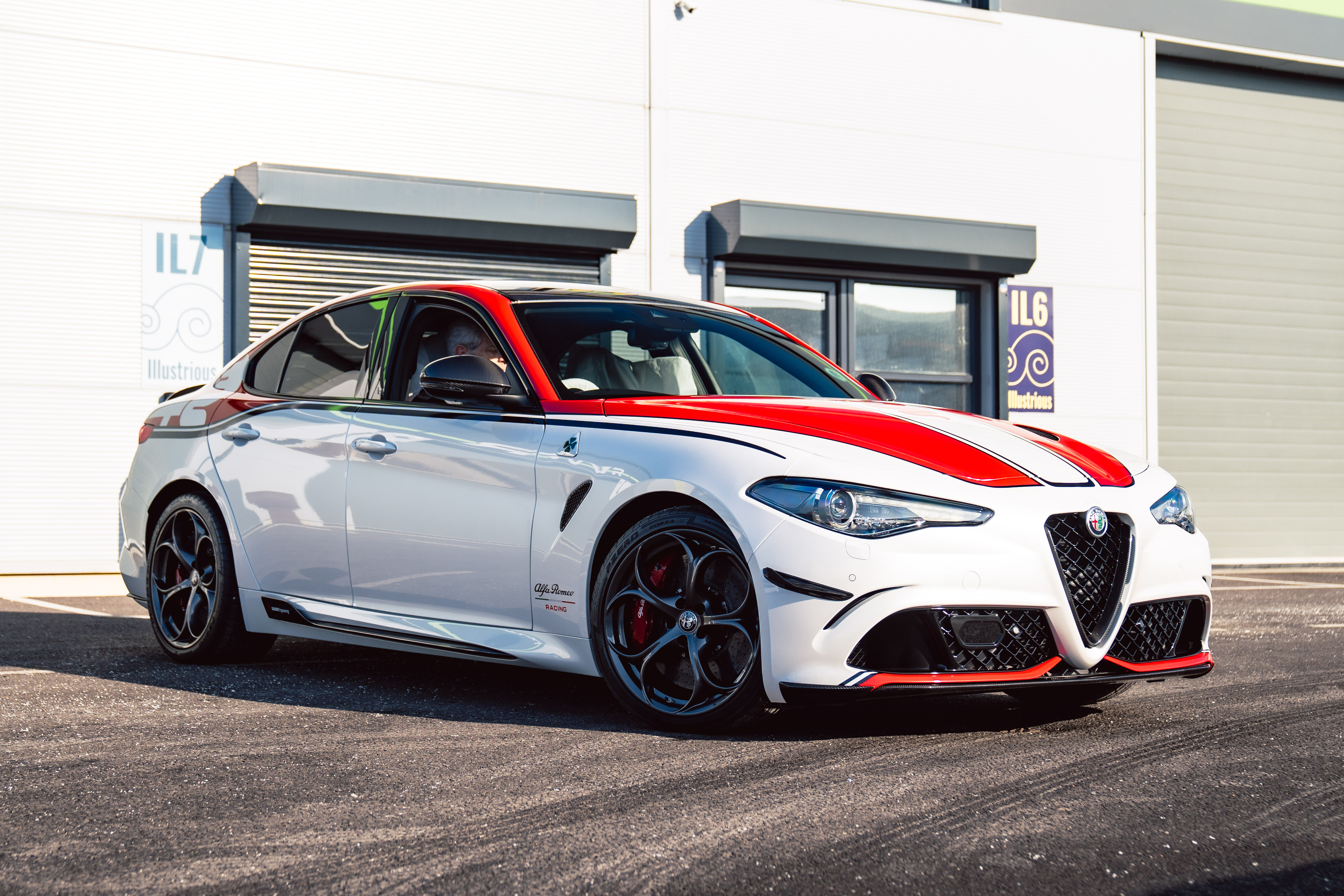 2020 ALFA ROMEO GIULIA QUADRIFOGLIO RACING EDITION - 260 MILES