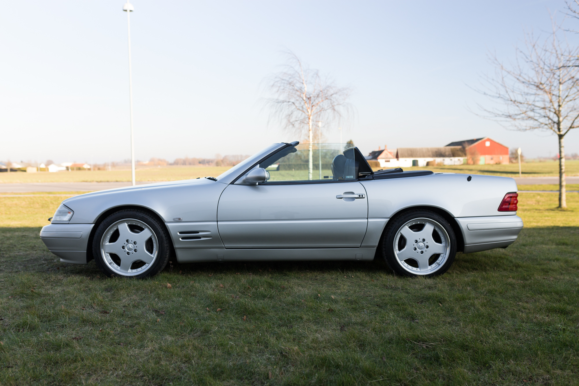 1999 MERCEDES-BENZ (R129) SL 320 for sale by auction in Vellinge, Sweden