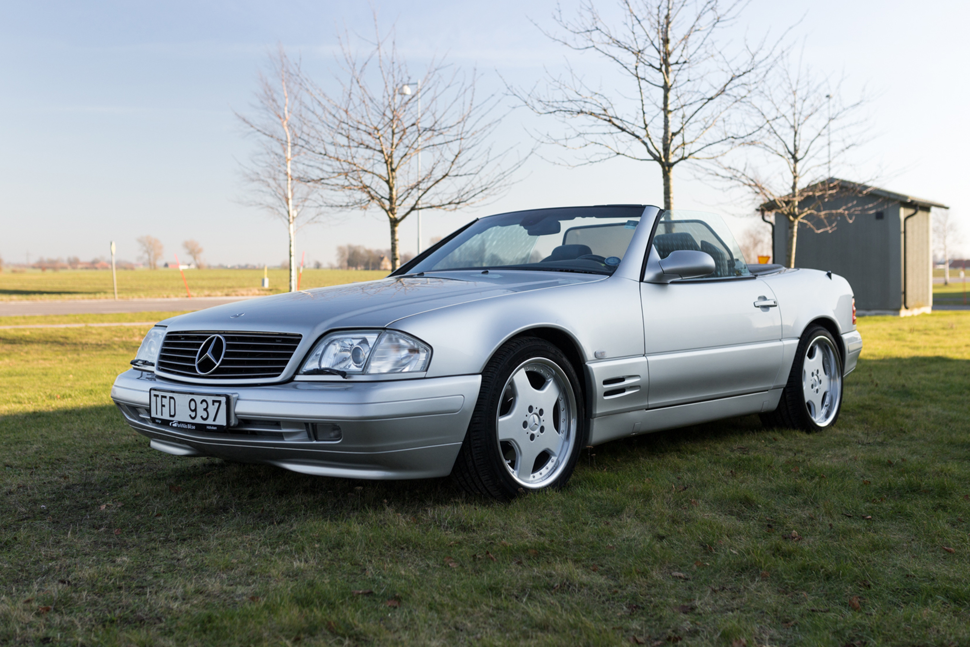 1999 MERCEDES-BENZ (R129) SL 320