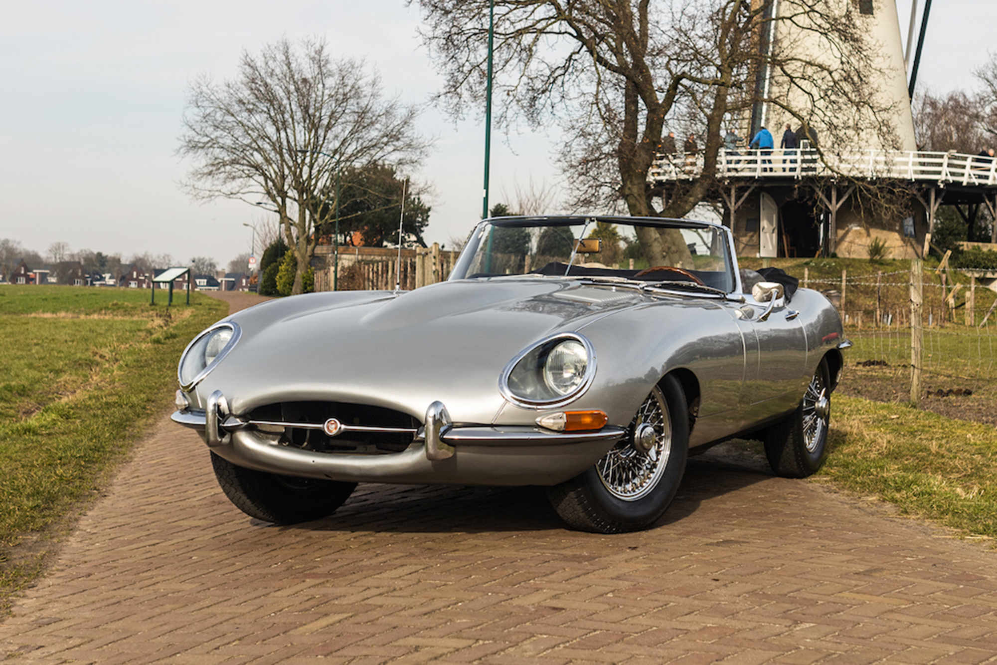 1966 JAGUAR E-TYPE SERIES 1 ROADSTER 4.2