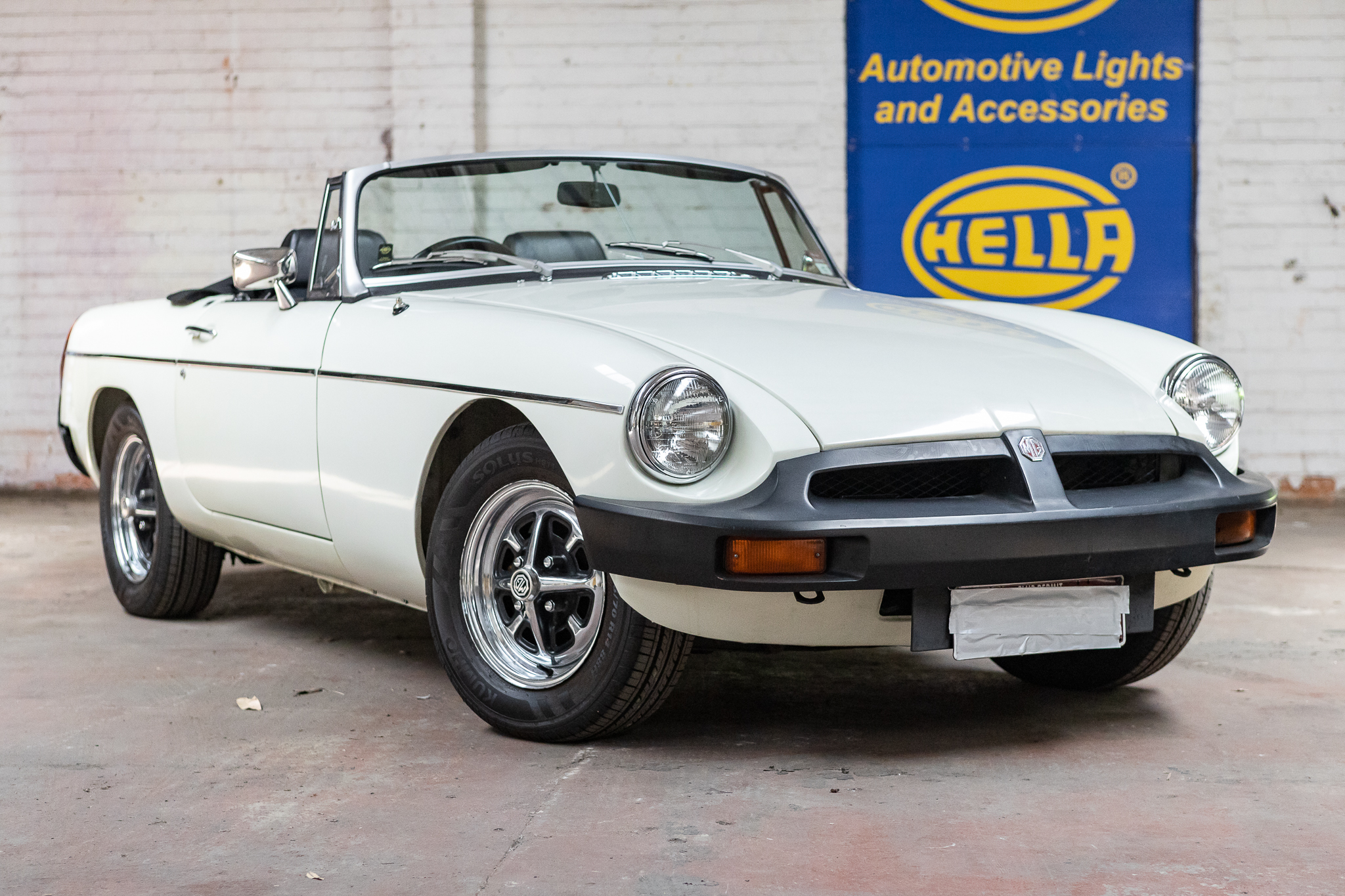 1975 MGB ROADSTER