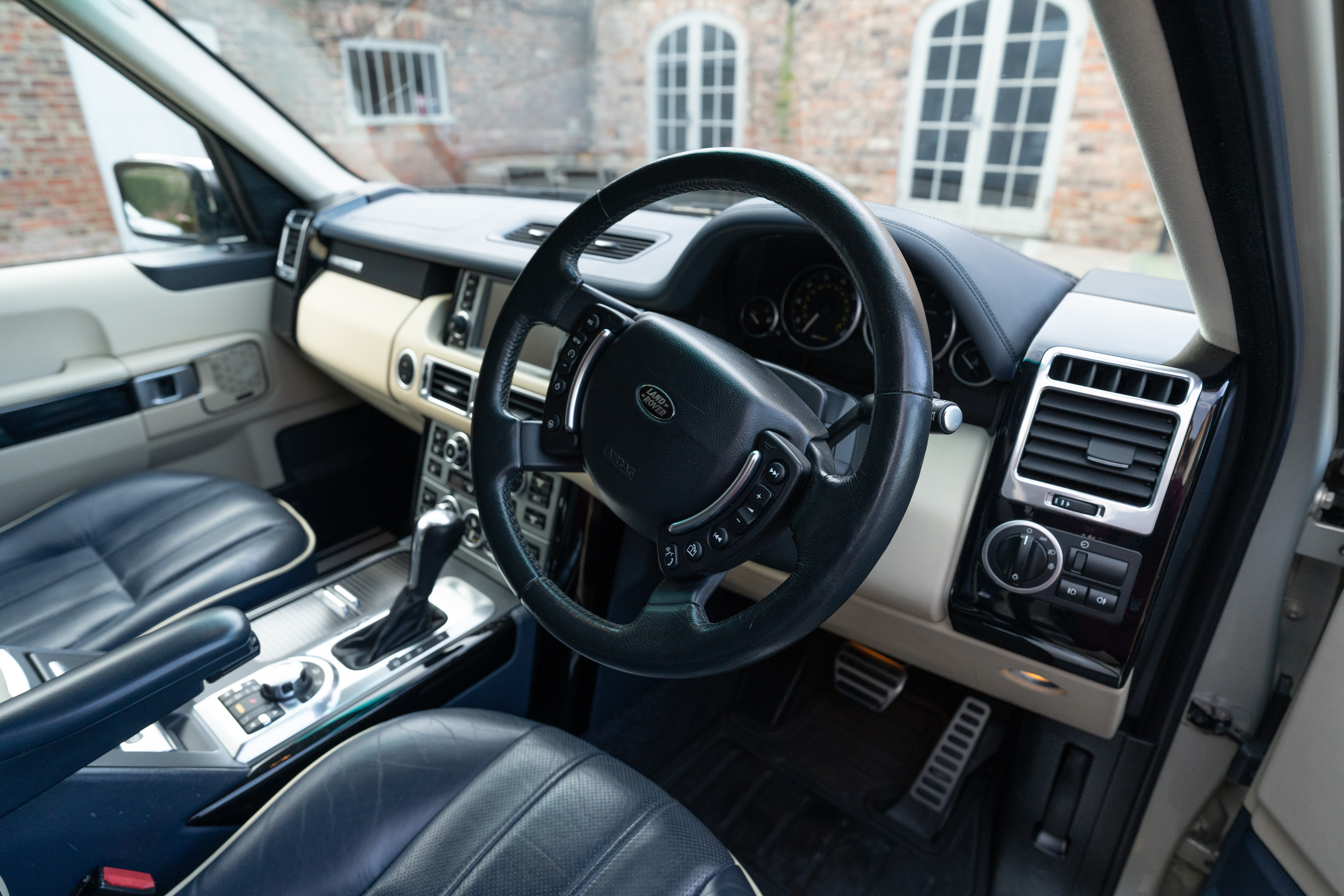 2007 Rango Rover Interior