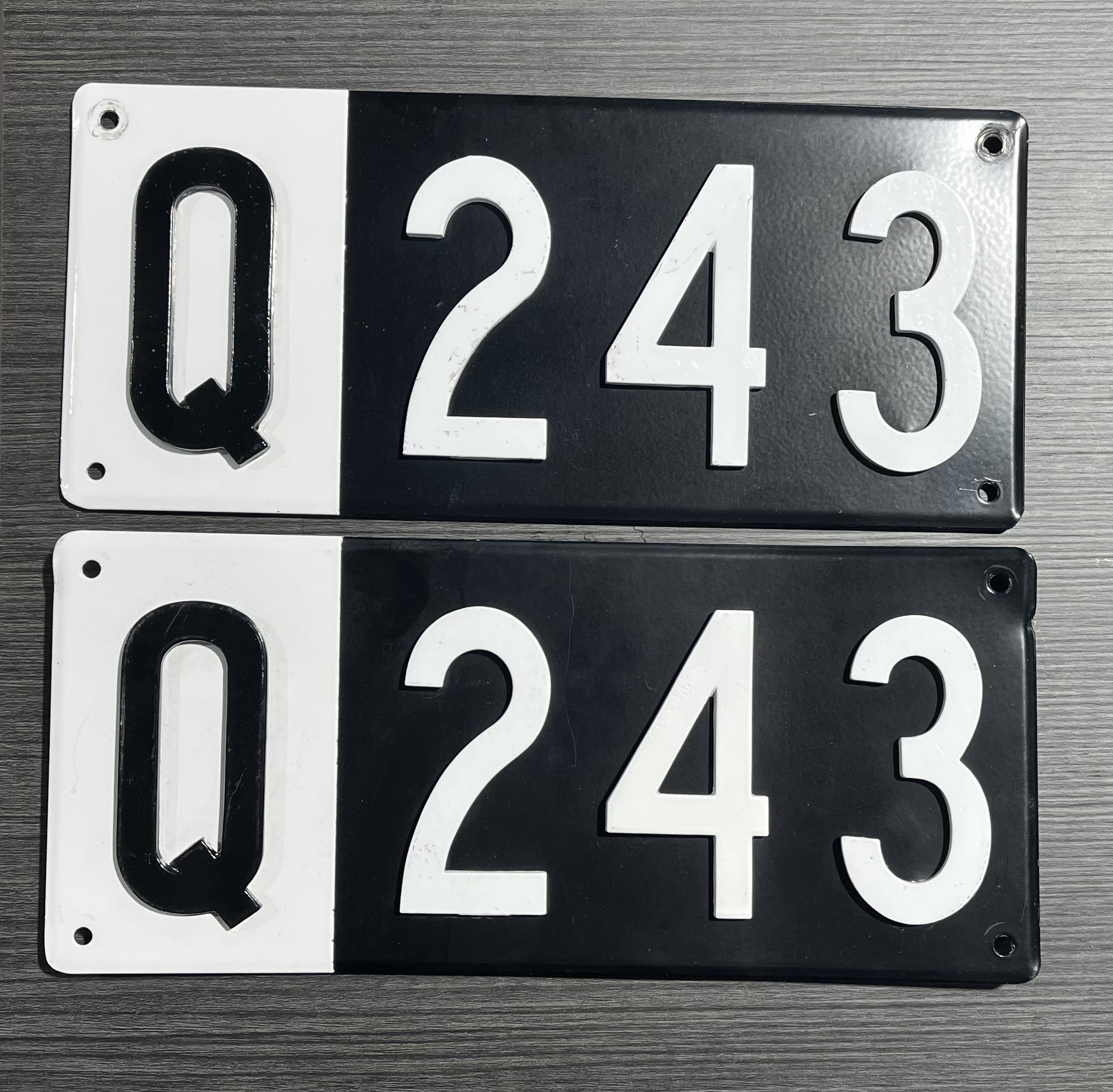 'Q243' QUEENSLAND HERITAGE NUMBER PLATE