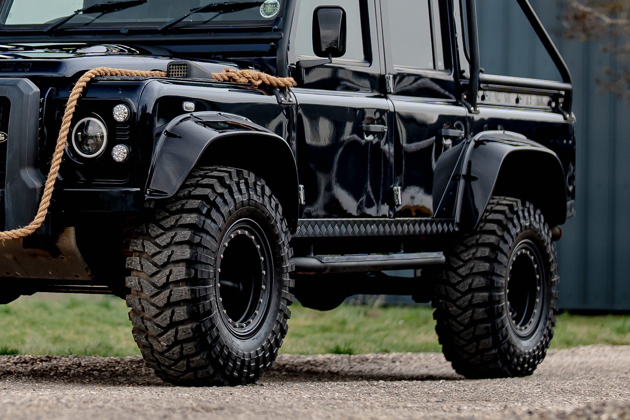 2011 LAND ROVER DEFENDER 110 XS - SPECTRE EVOCATION
