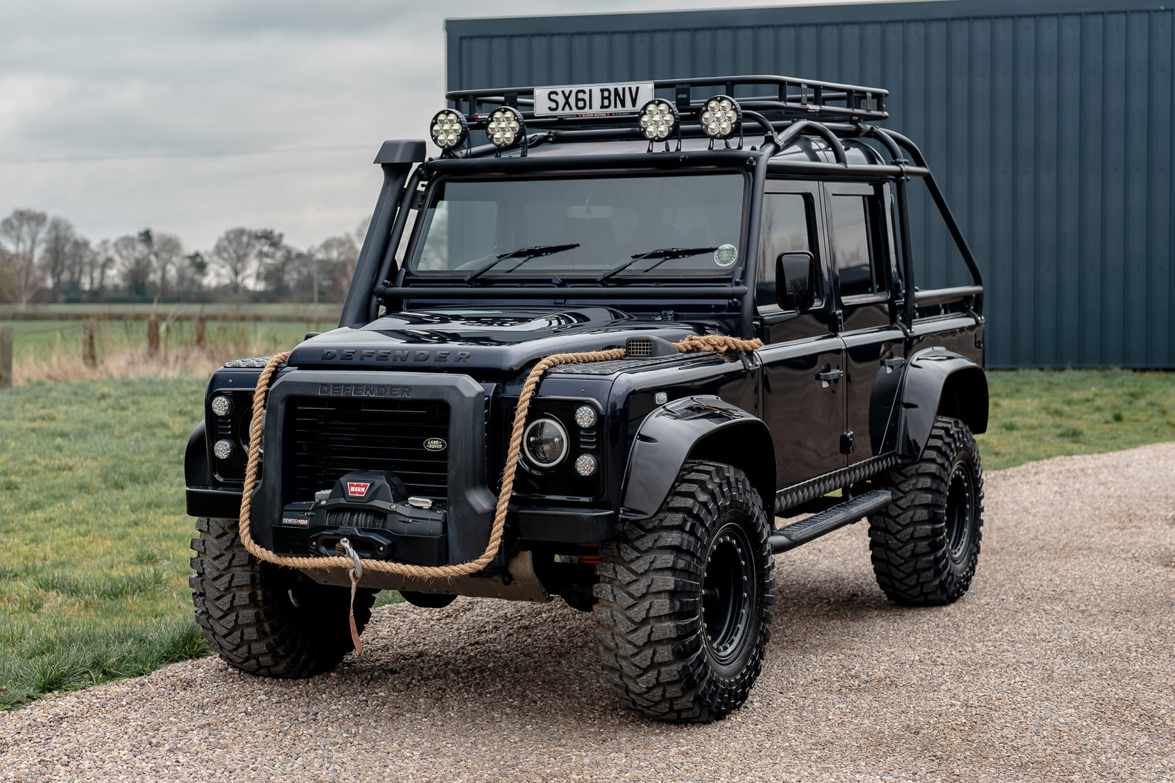 2011 LAND ROVER DEFENDER 110 XS - SPECTRE EVOCATION