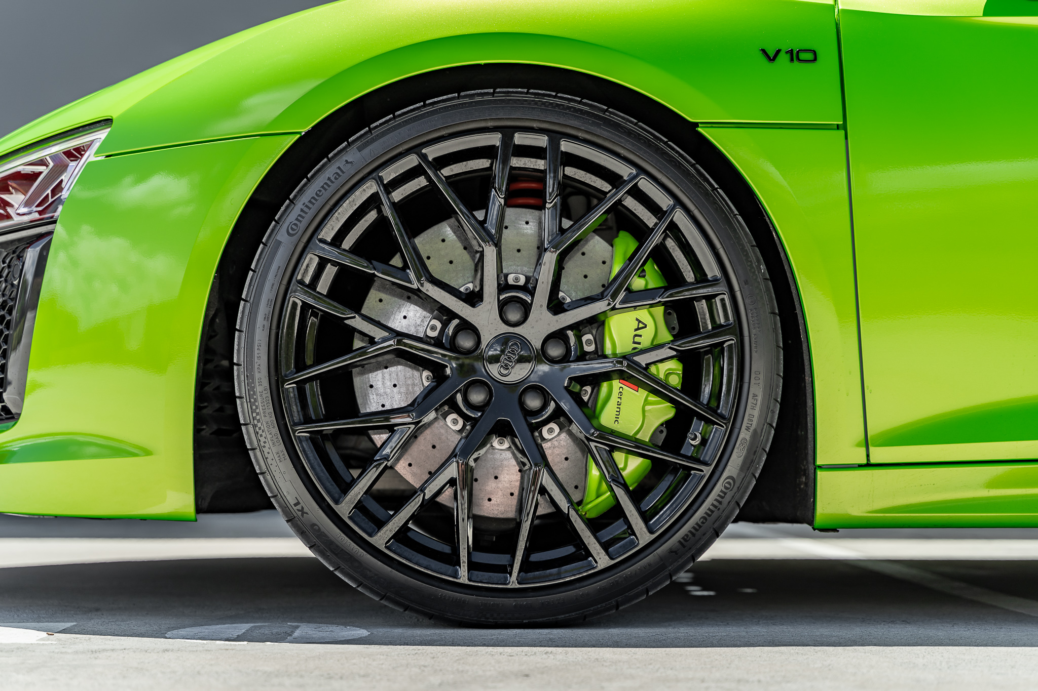 2016 AUDI R8 V10 PLUS