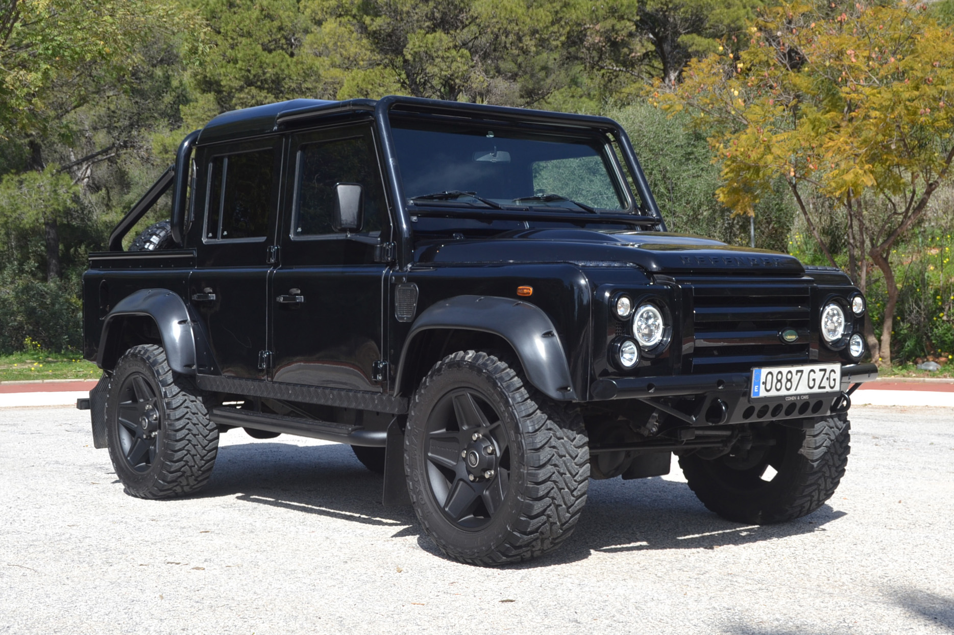 2010 LAND ROVER DEFENDER 110 XS DOUBLE CAB - VAT Q