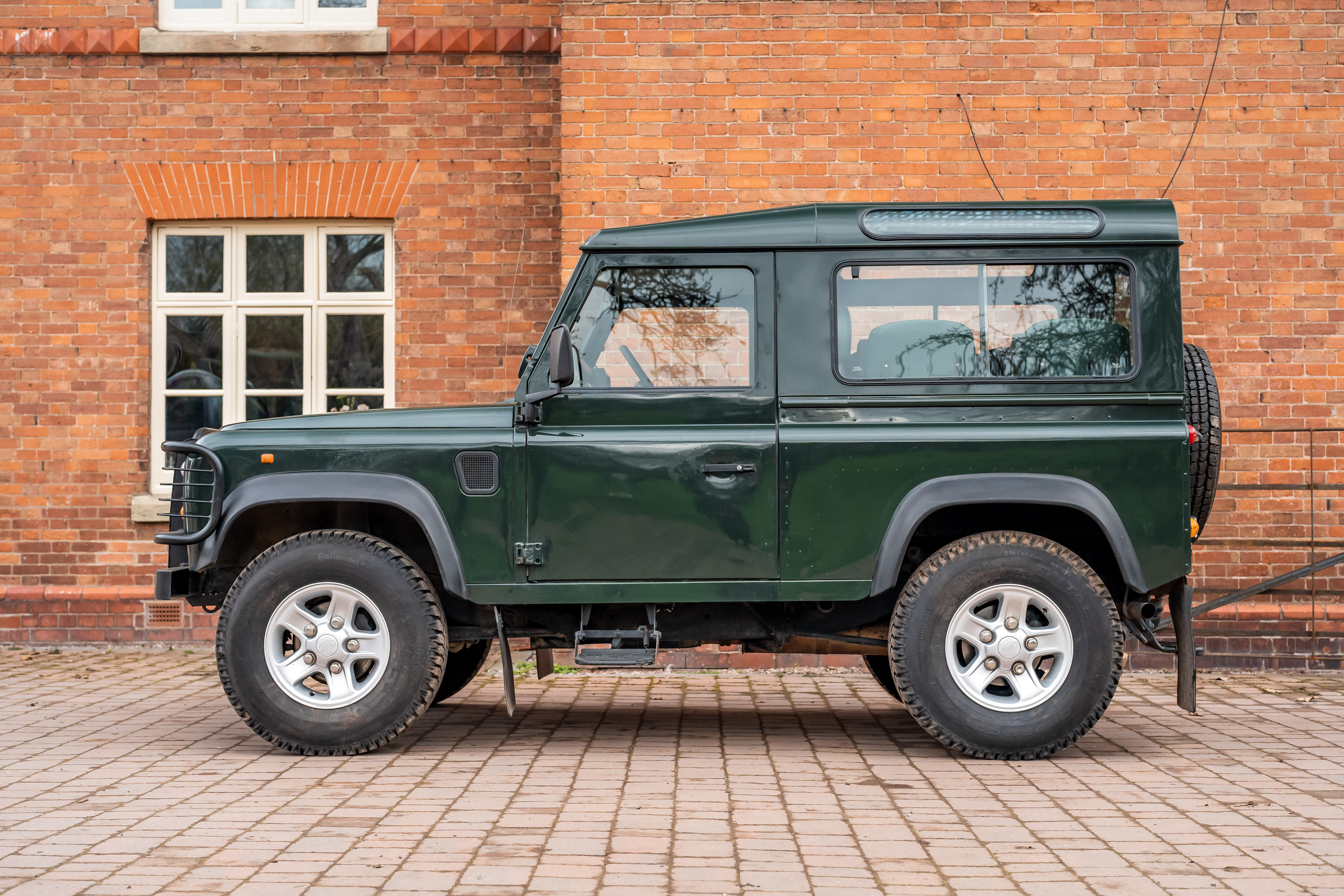 1998 LAND ROVER DEFENDER 90 - BMW M52 ENGINE for sale by auction in ...