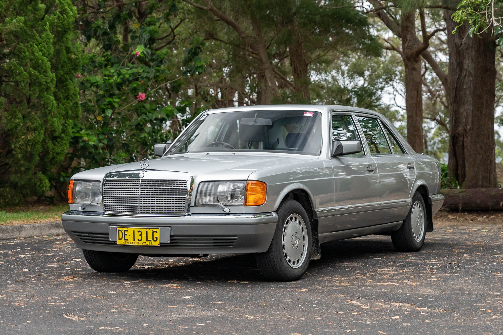 1988 MERCEDES-BENZ (W126) 560 SEL