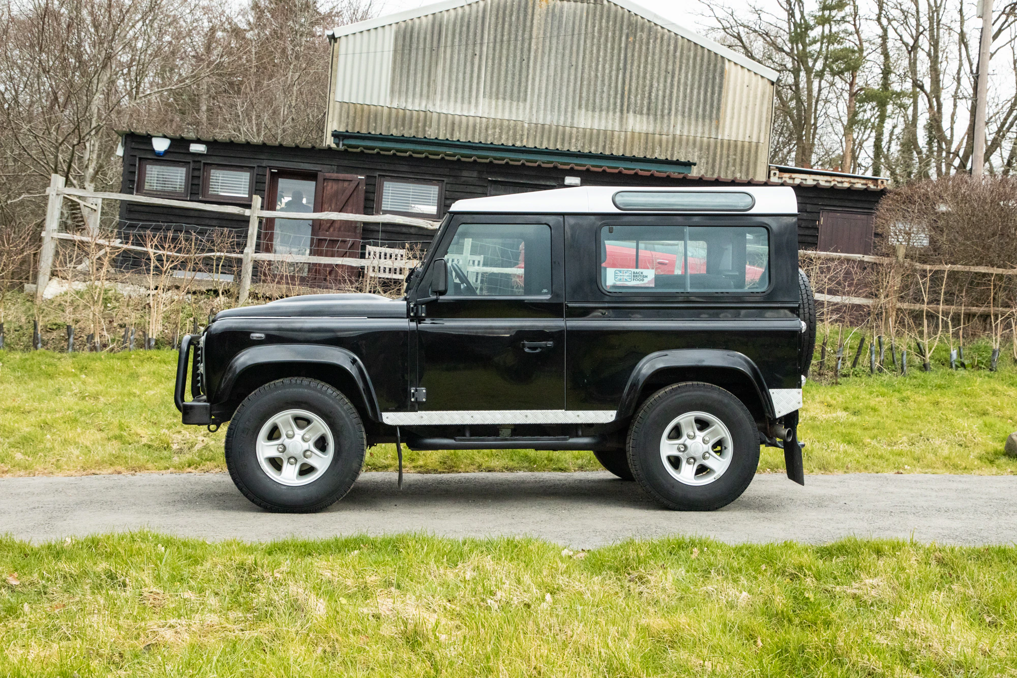 Land Rover Defender 90 Xs For Sale – QOSSKE