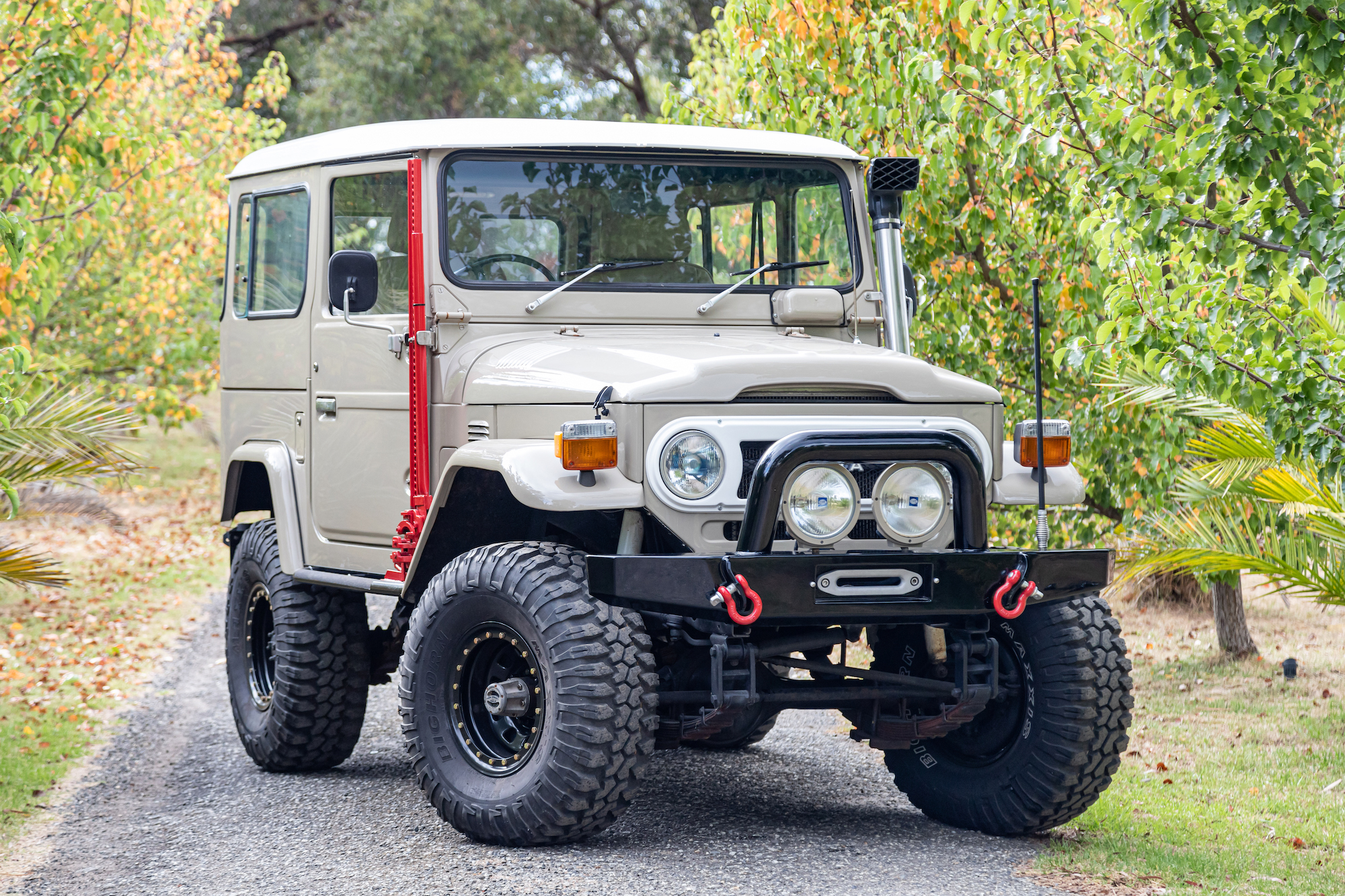 1977 TOYOTA FJ40 LAND CRUISER