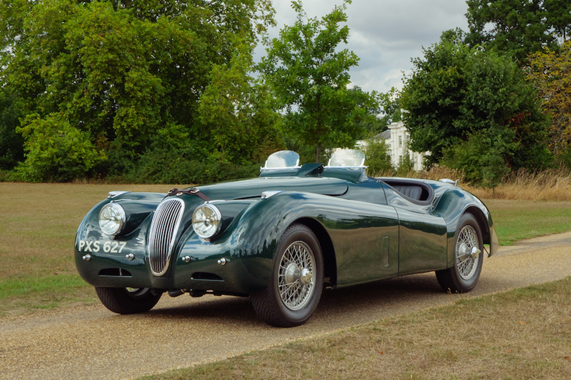 1951 JAGUAR XK120 OTS – LIGHTWEIGHT COMPETITION UPGRADES