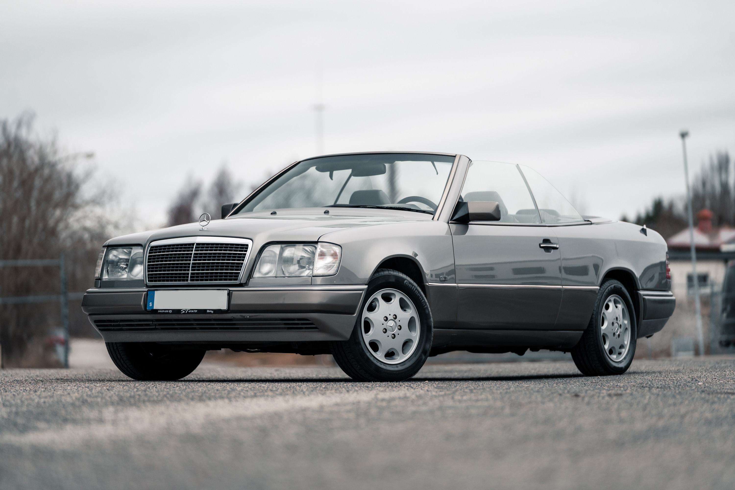 1993 MERCEDES-BENZ (W124) E320 CABRIOLET