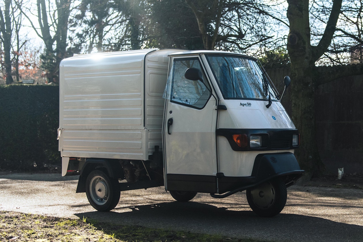 2002 PIAGGIO APE for sale by auction in Bruges, Belgium
