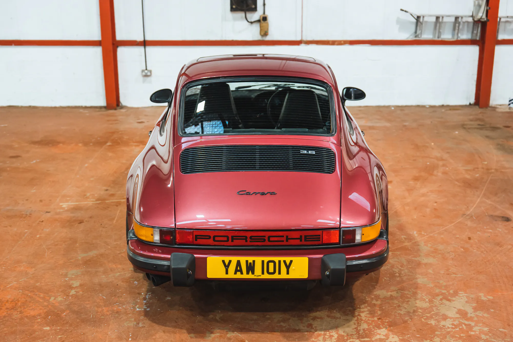 1982 PORSCHE 911 SC - 993 ENGINE