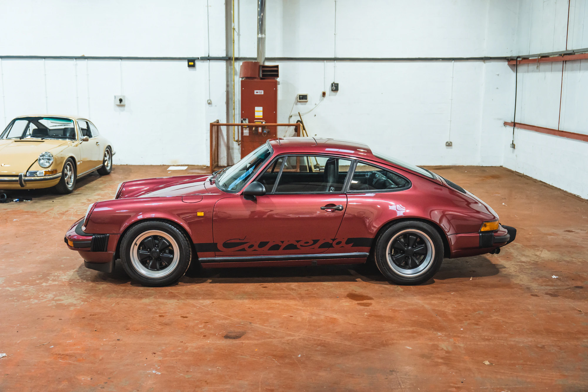 1982 PORSCHE 911 SC - 993 ENGINE