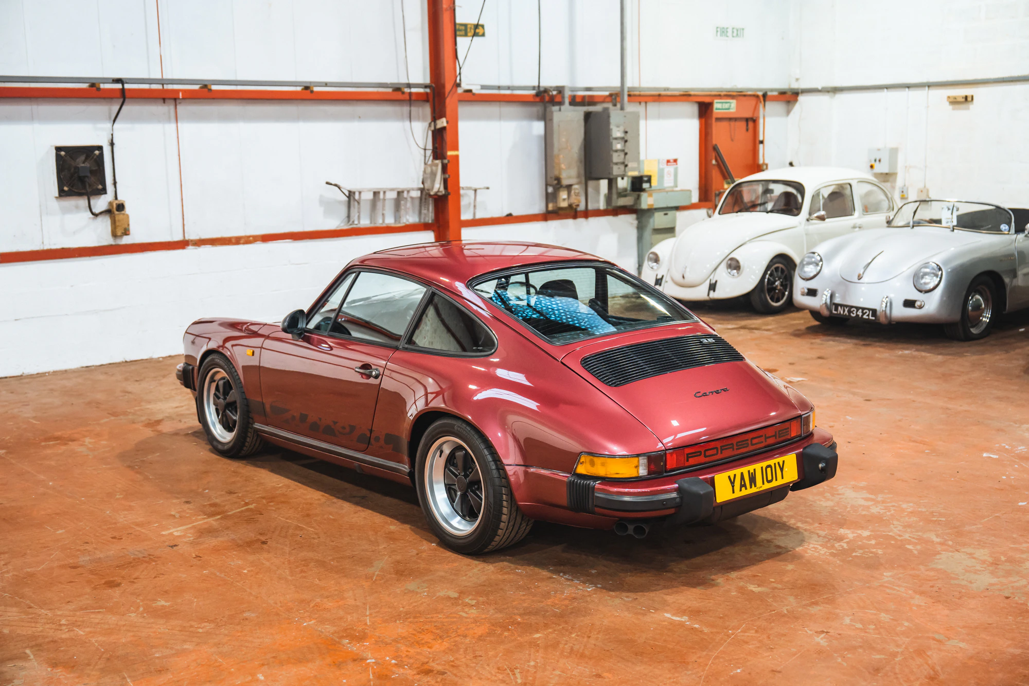 1982 PORSCHE 911 SC - 993 ENGINE