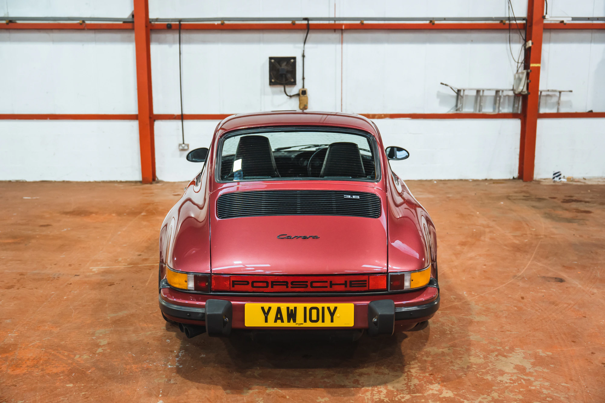 1982 PORSCHE 911 SC - 993 ENGINE