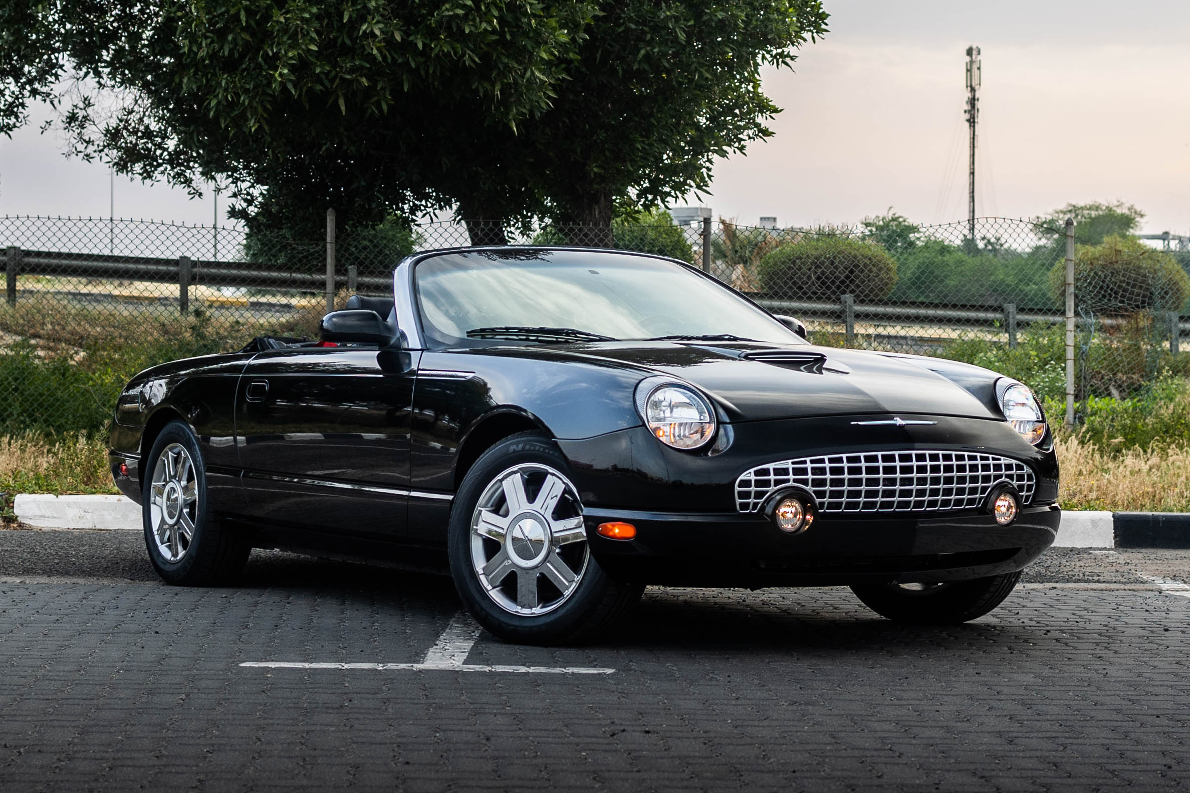 2005 FORD THUNDERBIRD