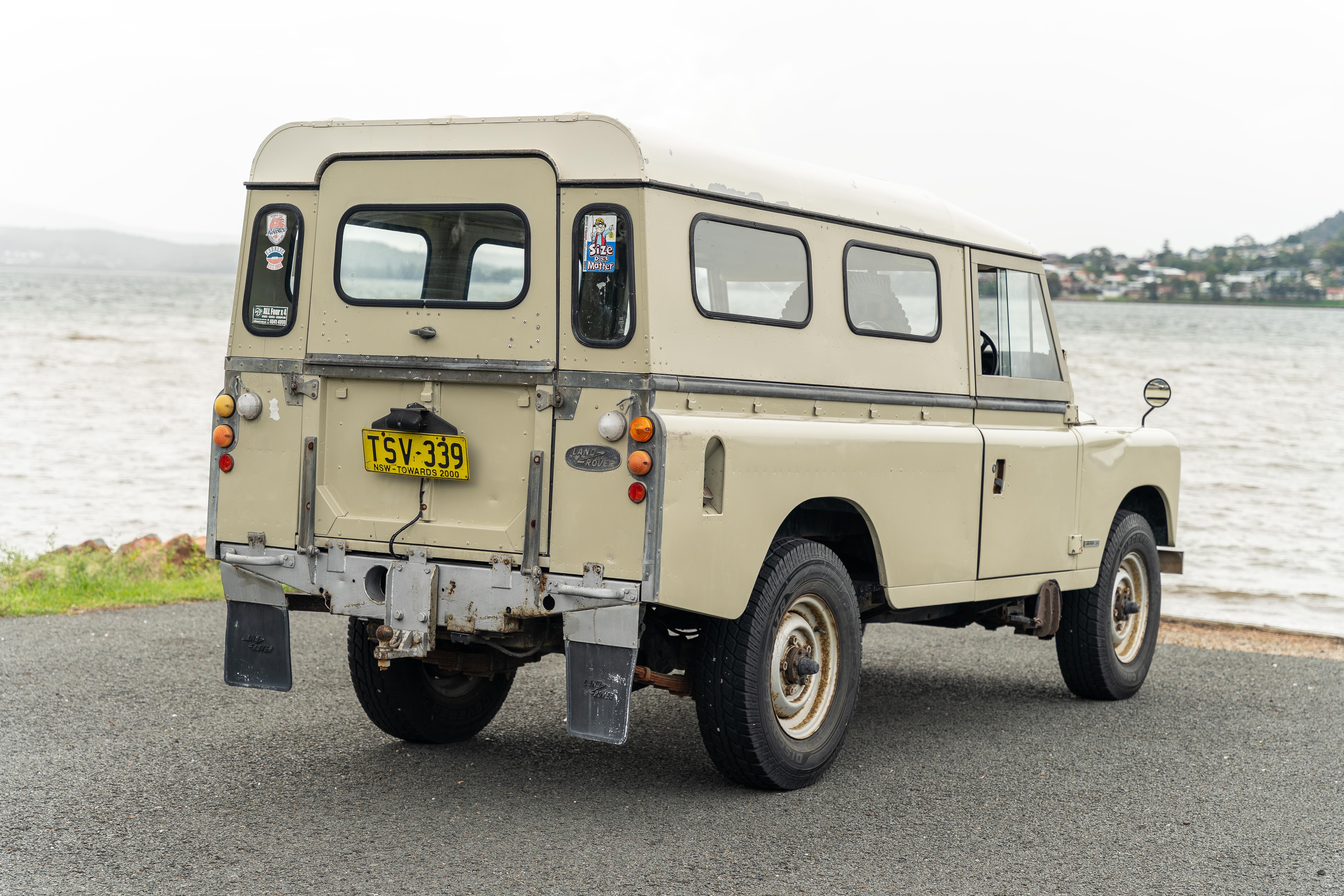 1983 LAND ROVER SERIES III 109