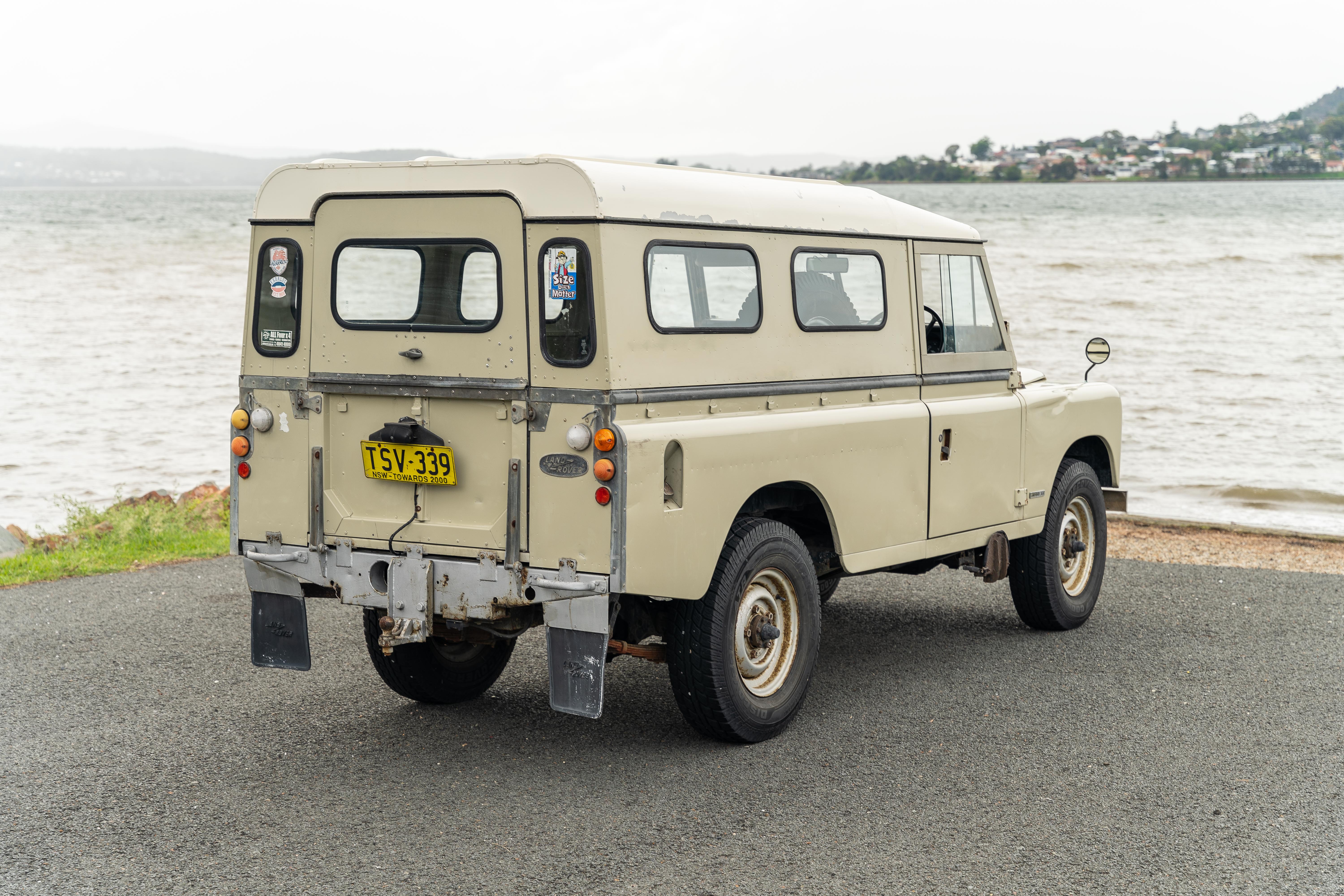1983 LAND ROVER SERIES III 109