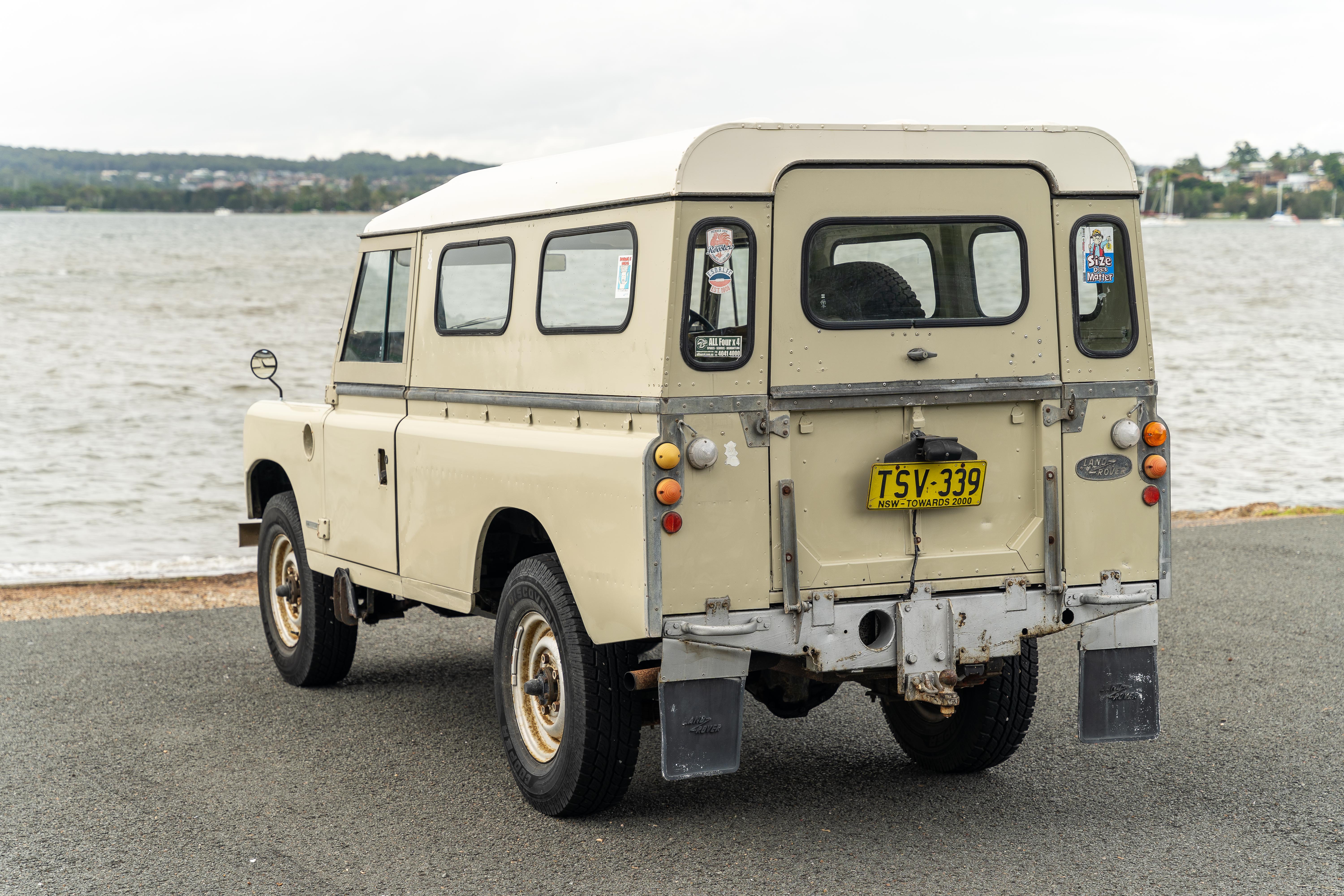 1983 LAND ROVER SERIES III 109