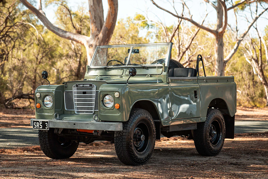 1972 LAND ROVER SERIES III 88”