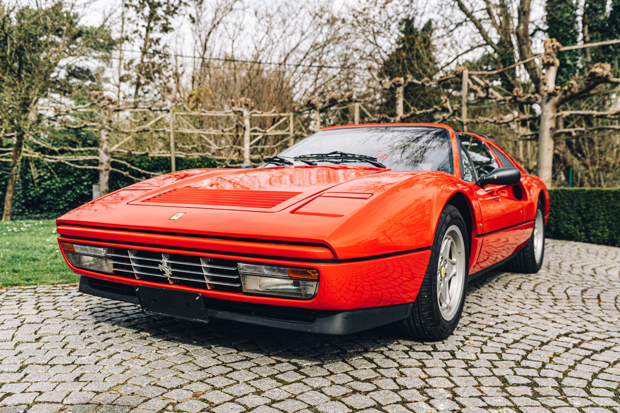 1987 FERRARI 328 GTS