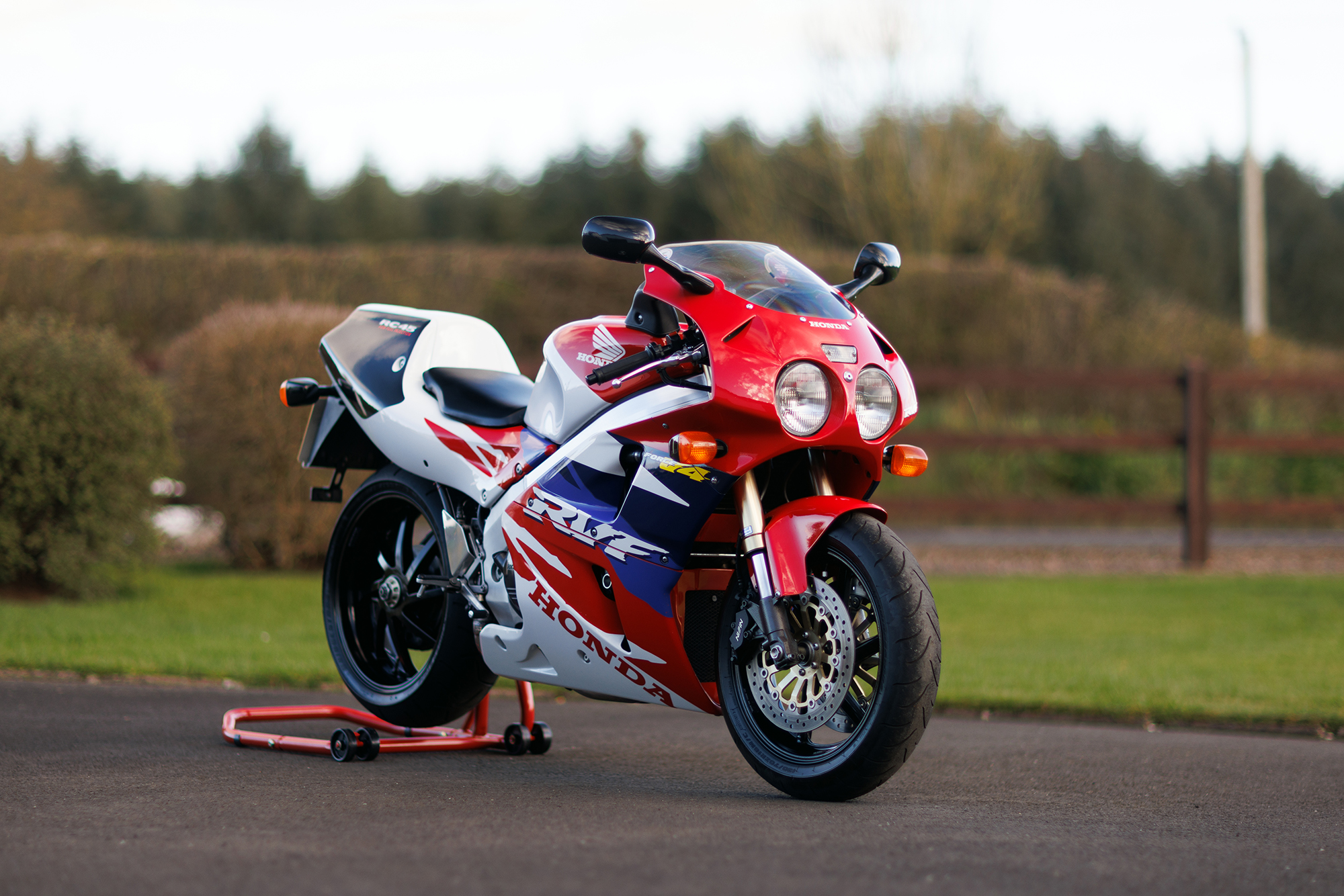 1999 HONDA RVF750 RC45