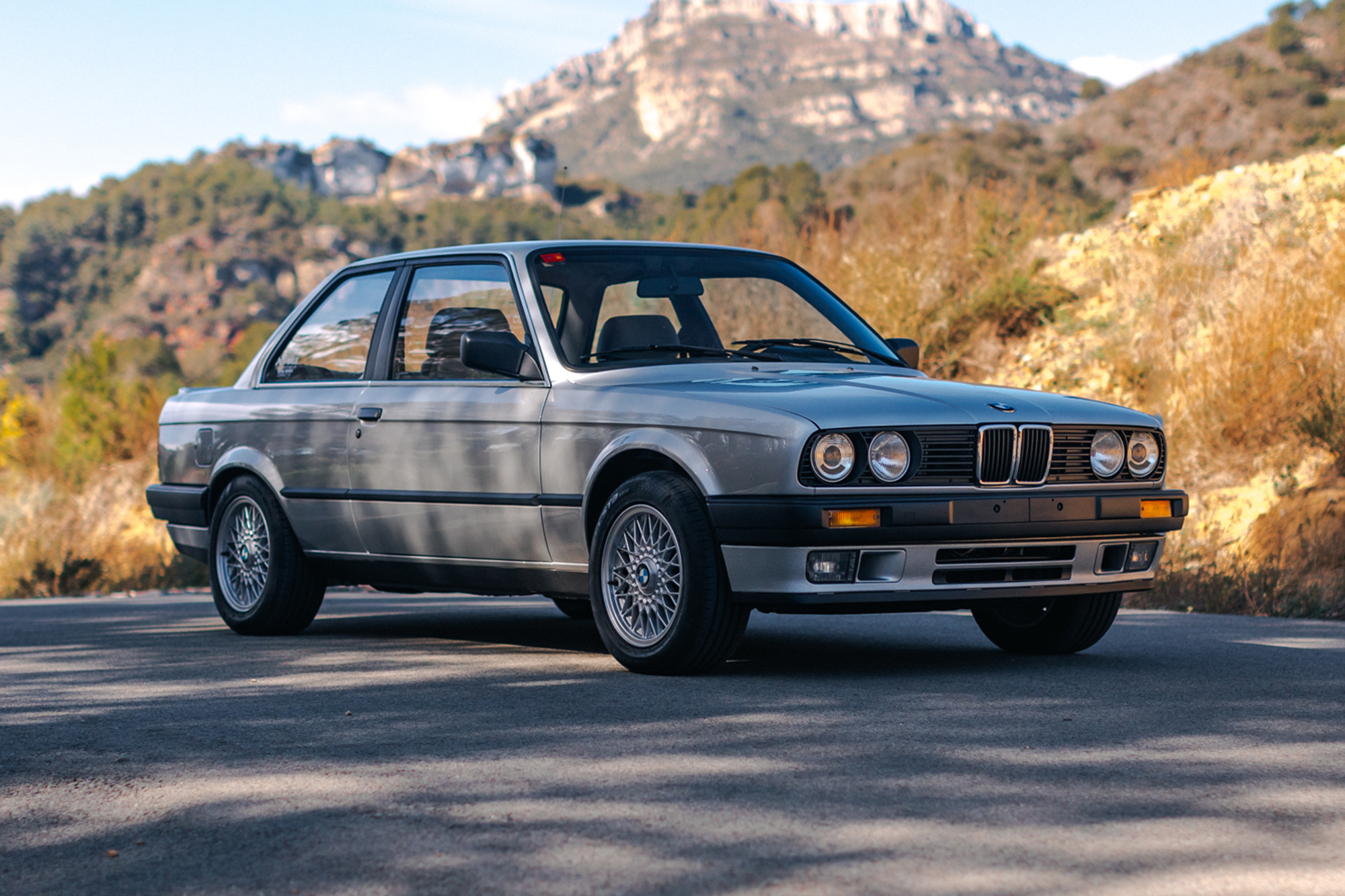 1990 BMW (E30) 325I