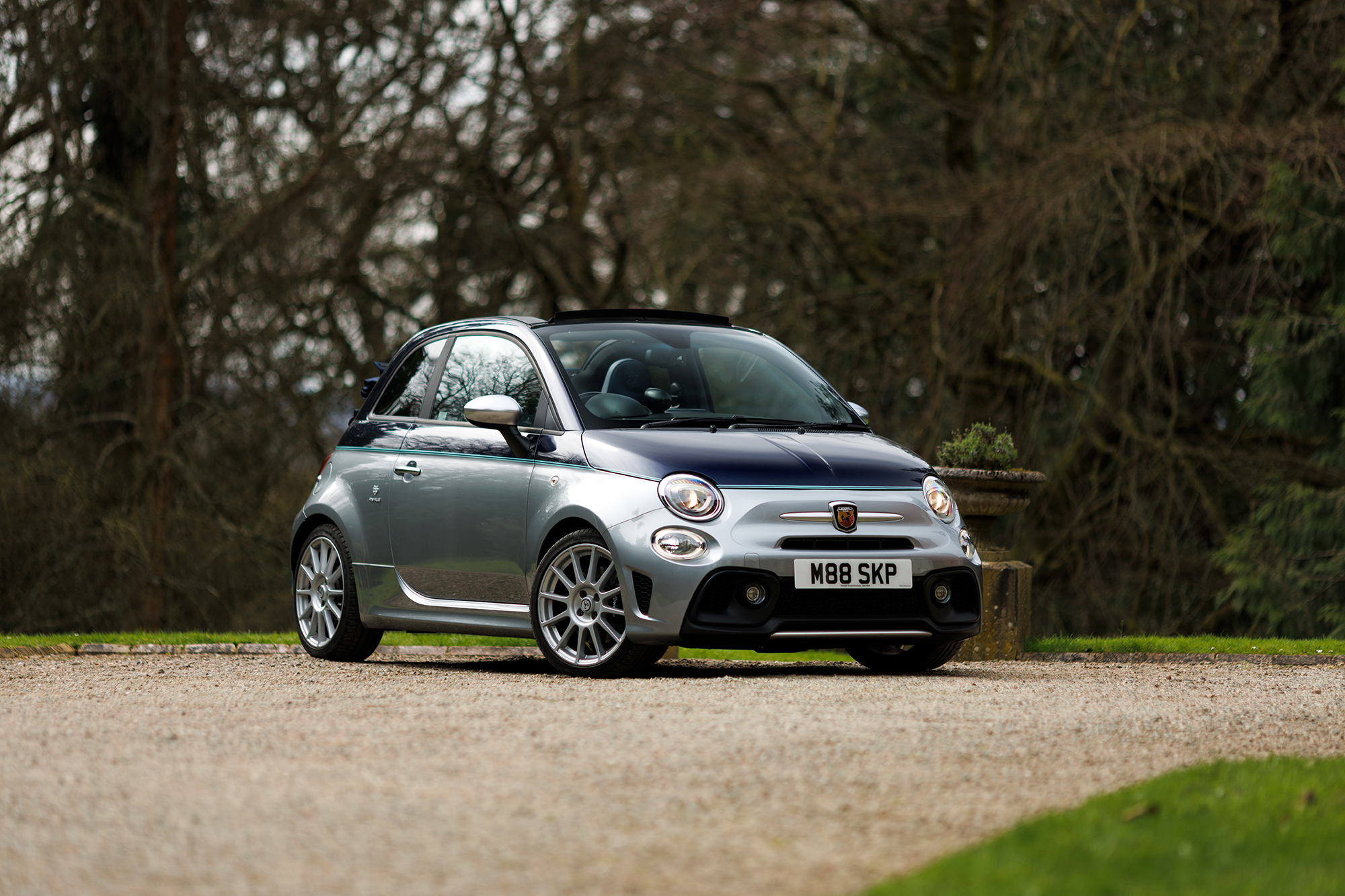 2019 ABARTH 695C RIVALE