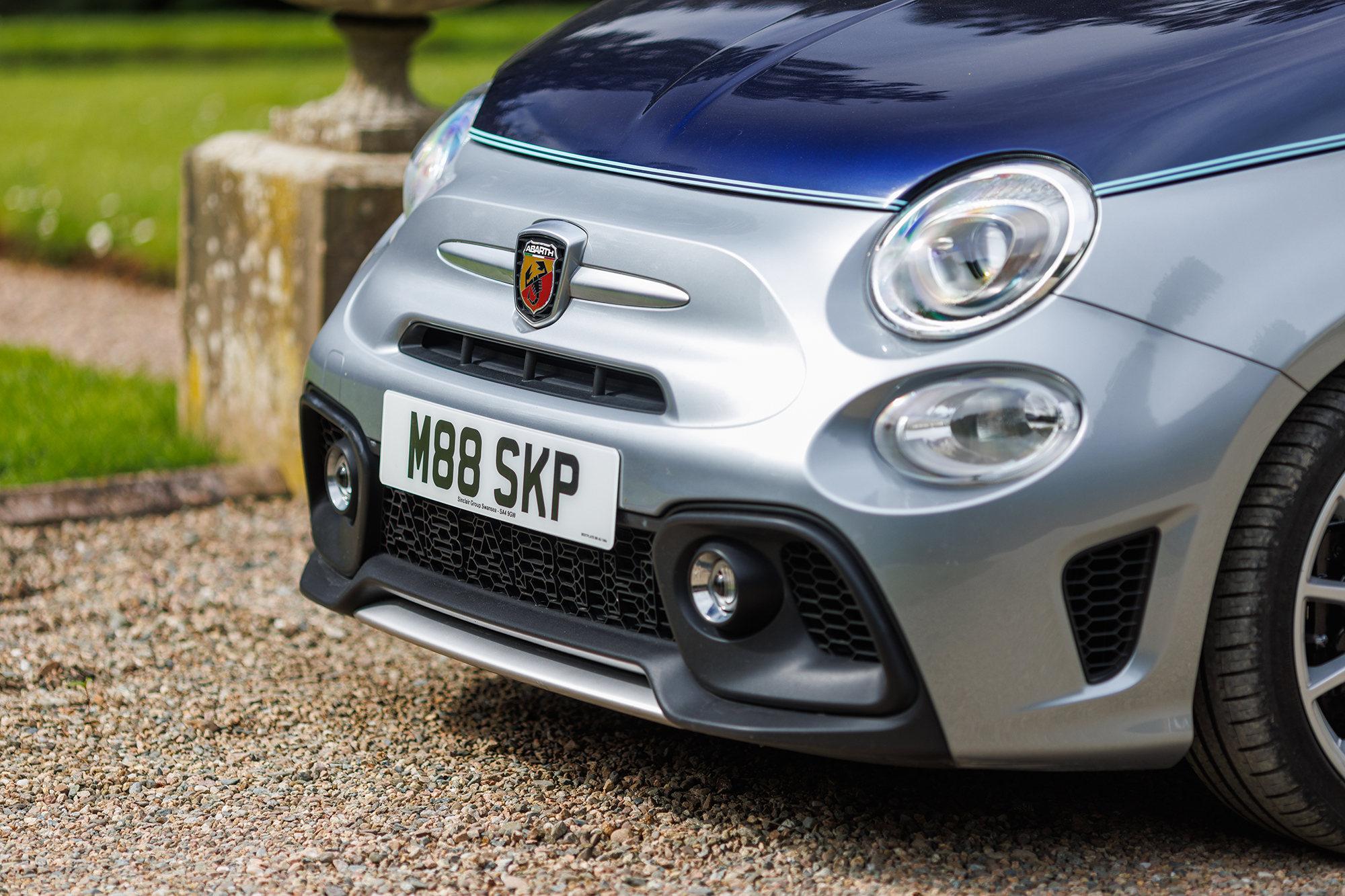 2019 ABARTH 695C RIVALE